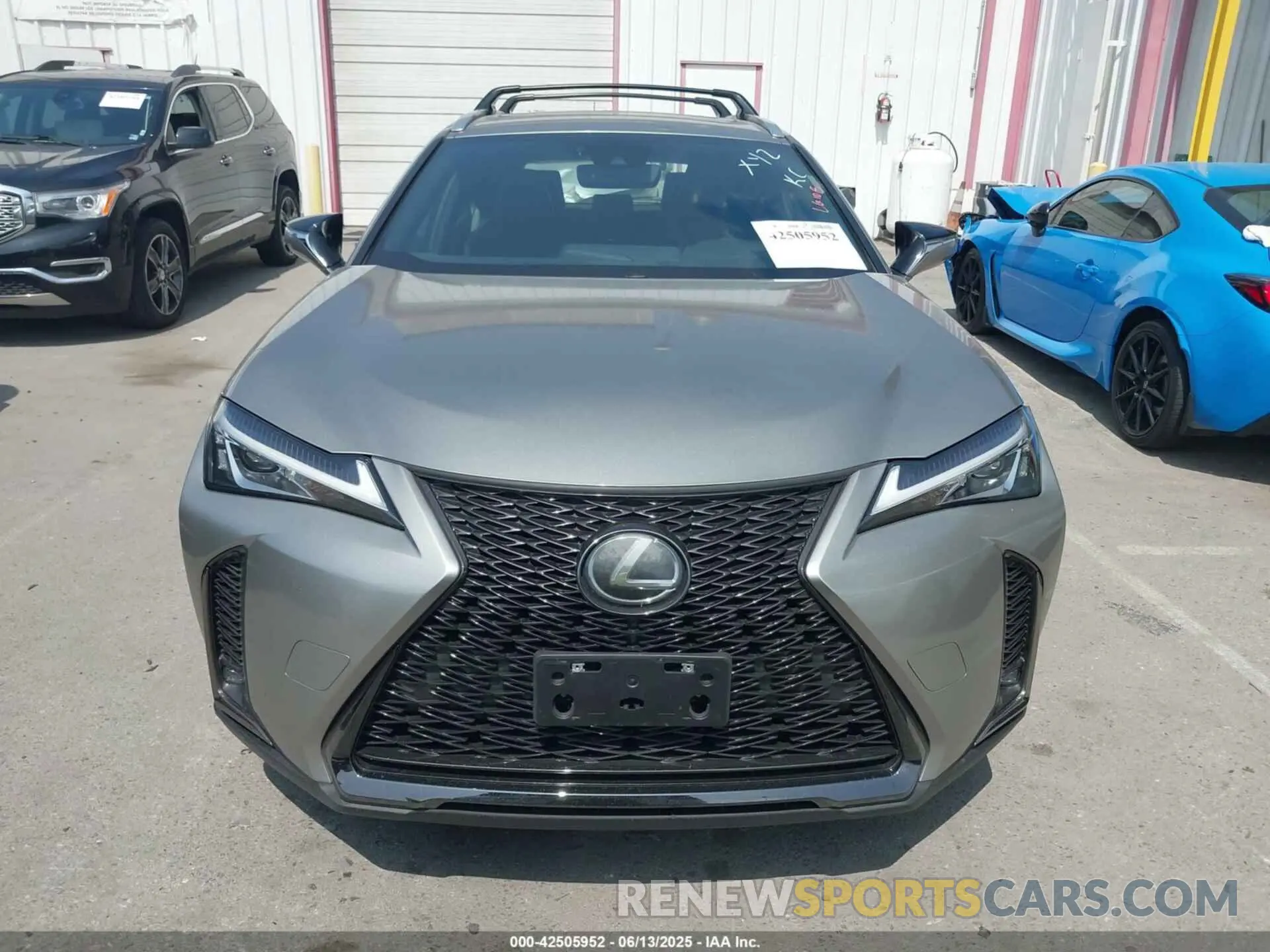 12 Photograph of a damaged car JTHY3JBH7K2017242 LEXUS UX 200 2019