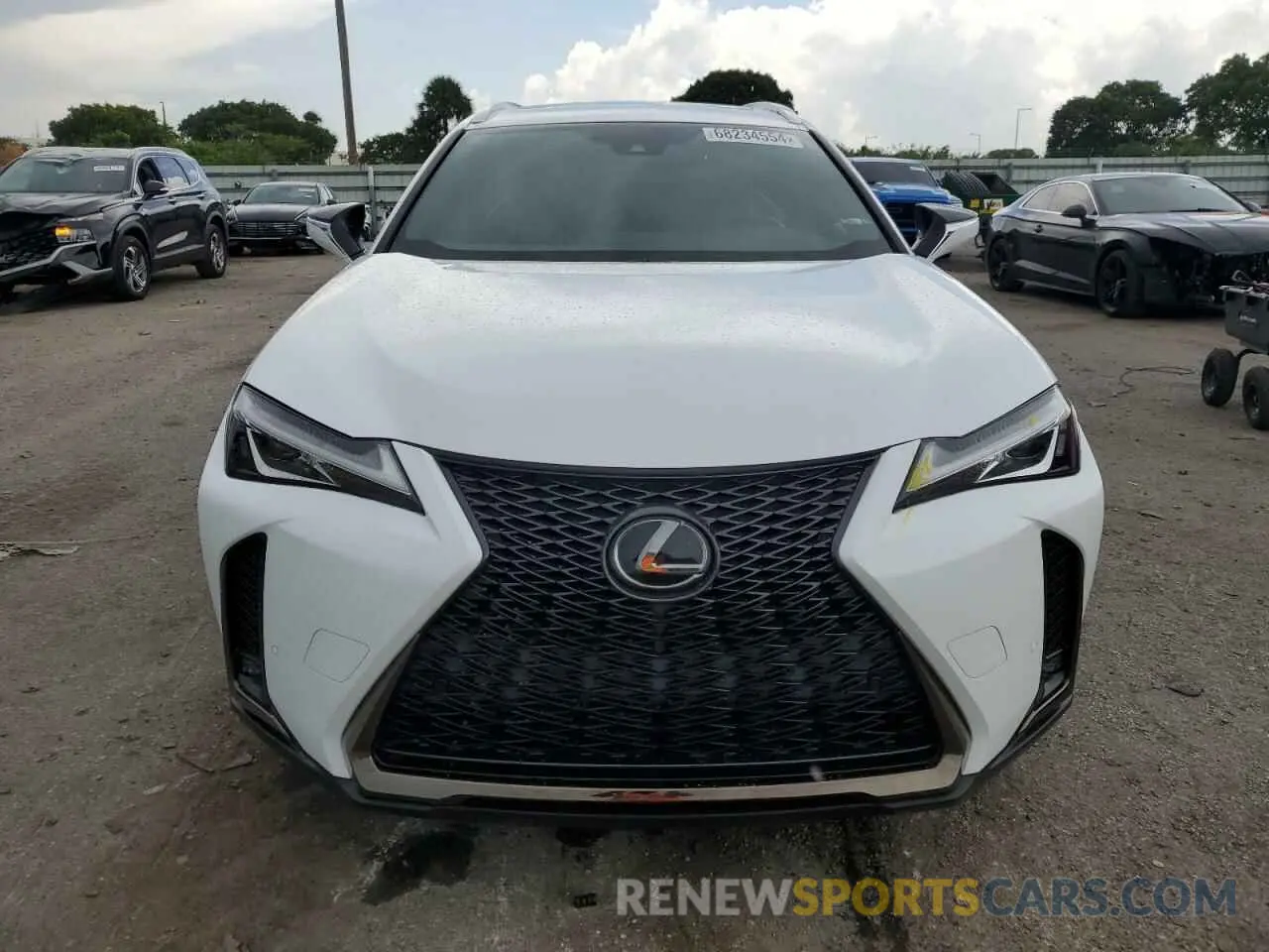 5 Photograph of a damaged car JTHY3JBH8K2005424 LEXUS UX 200 2019