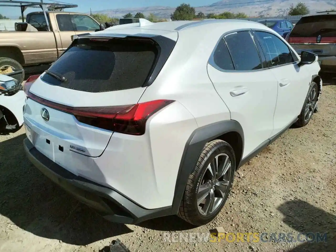 4 Photograph of a damaged car JTHY3JBH8K2013992 LEXUS UX 200 2019