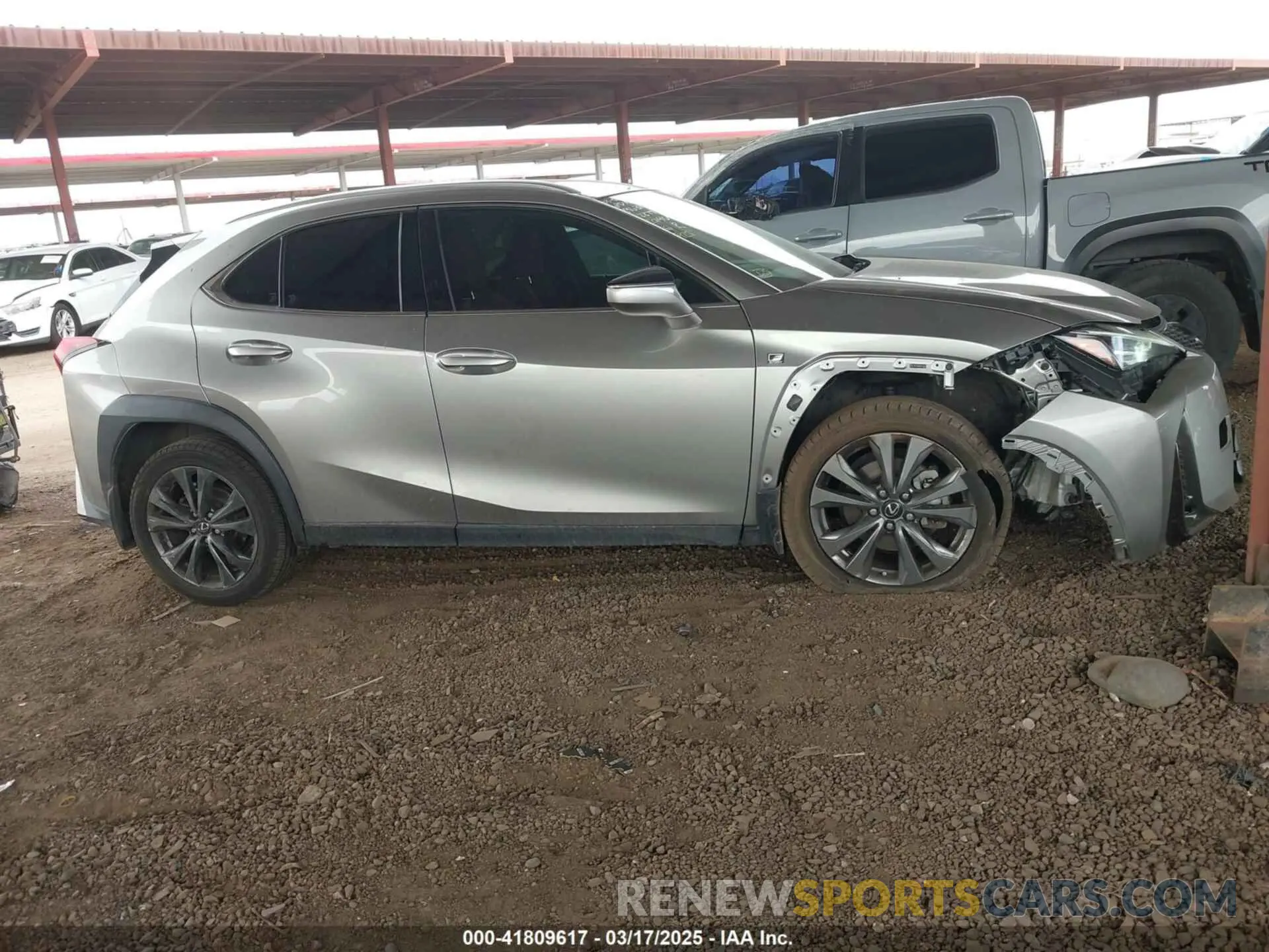 1 Photograph of a damaged car JTHY3JBH8K2014690 LEXUS UX 200 2019