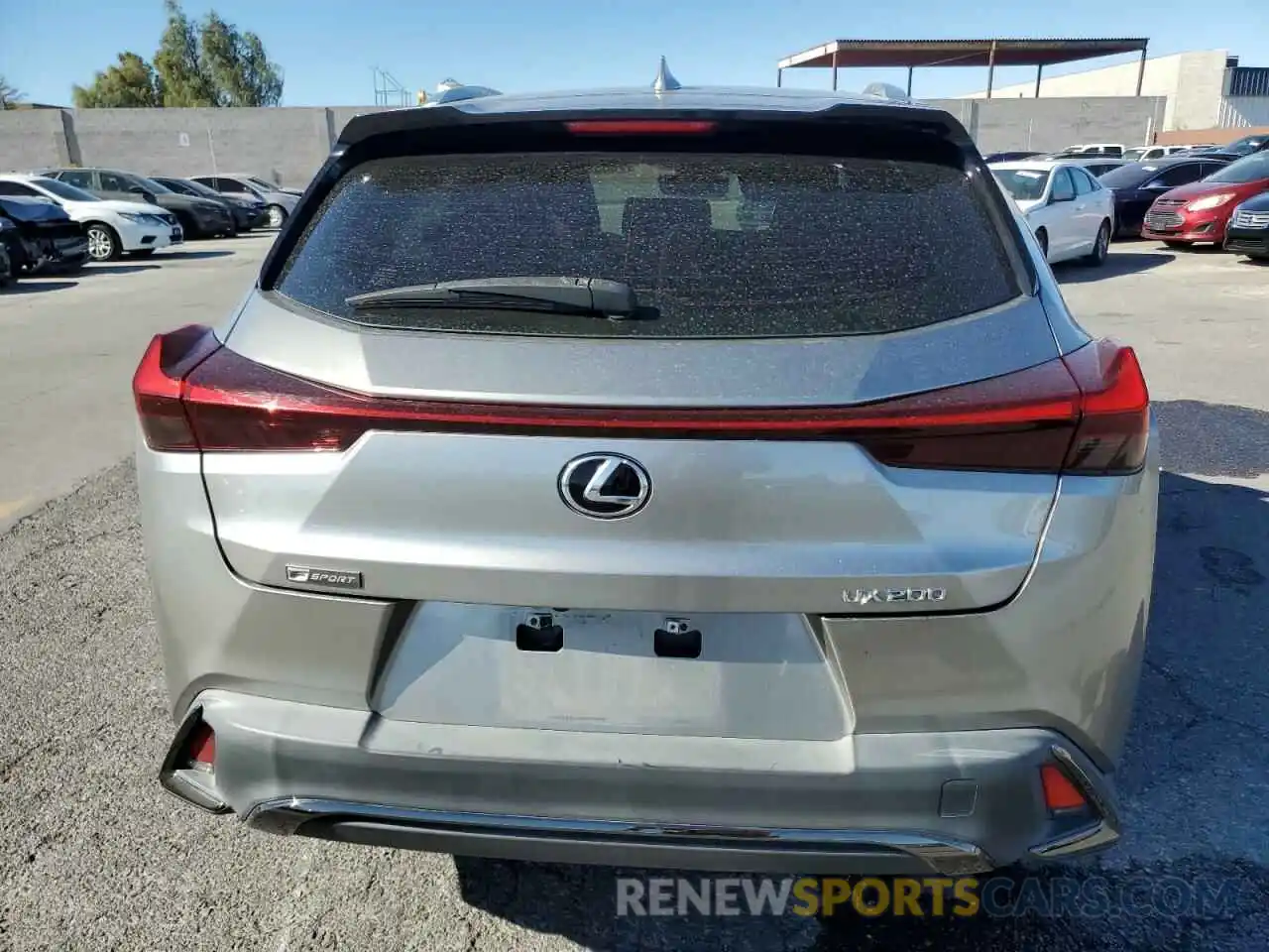 6 Photograph of a damaged car JTHY3JBH8K2014897 LEXUS UX 200 2019