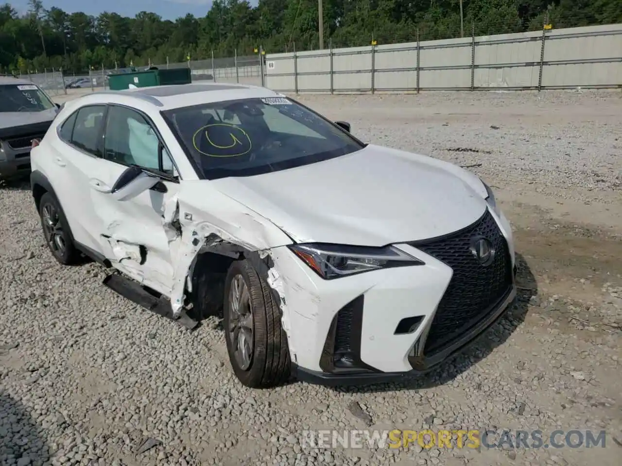 1 Photograph of a damaged car JTHY3JBH9K2009398 LEXUS UX 200 2019