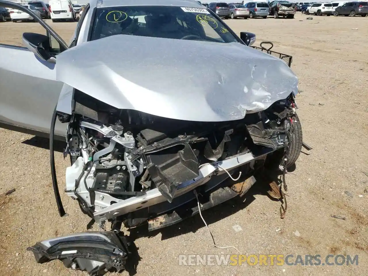 9 Photograph of a damaged car JTHP3JBH6L2022560 LEXUS UX 200 2020