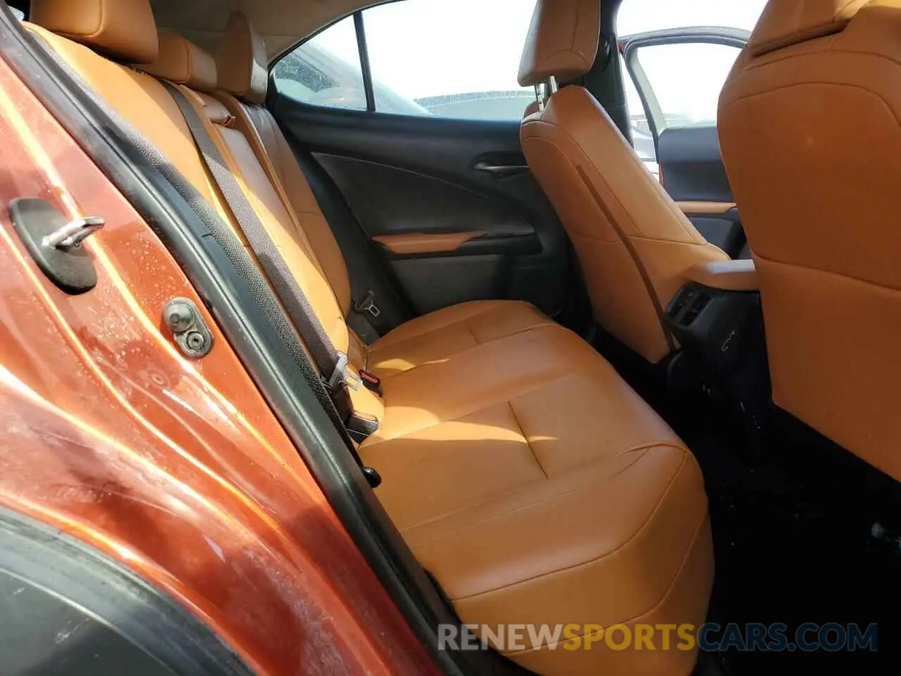 11 Photograph of a damaged car JTHP3JBH7L2026407 LEXUS UX 200 2020