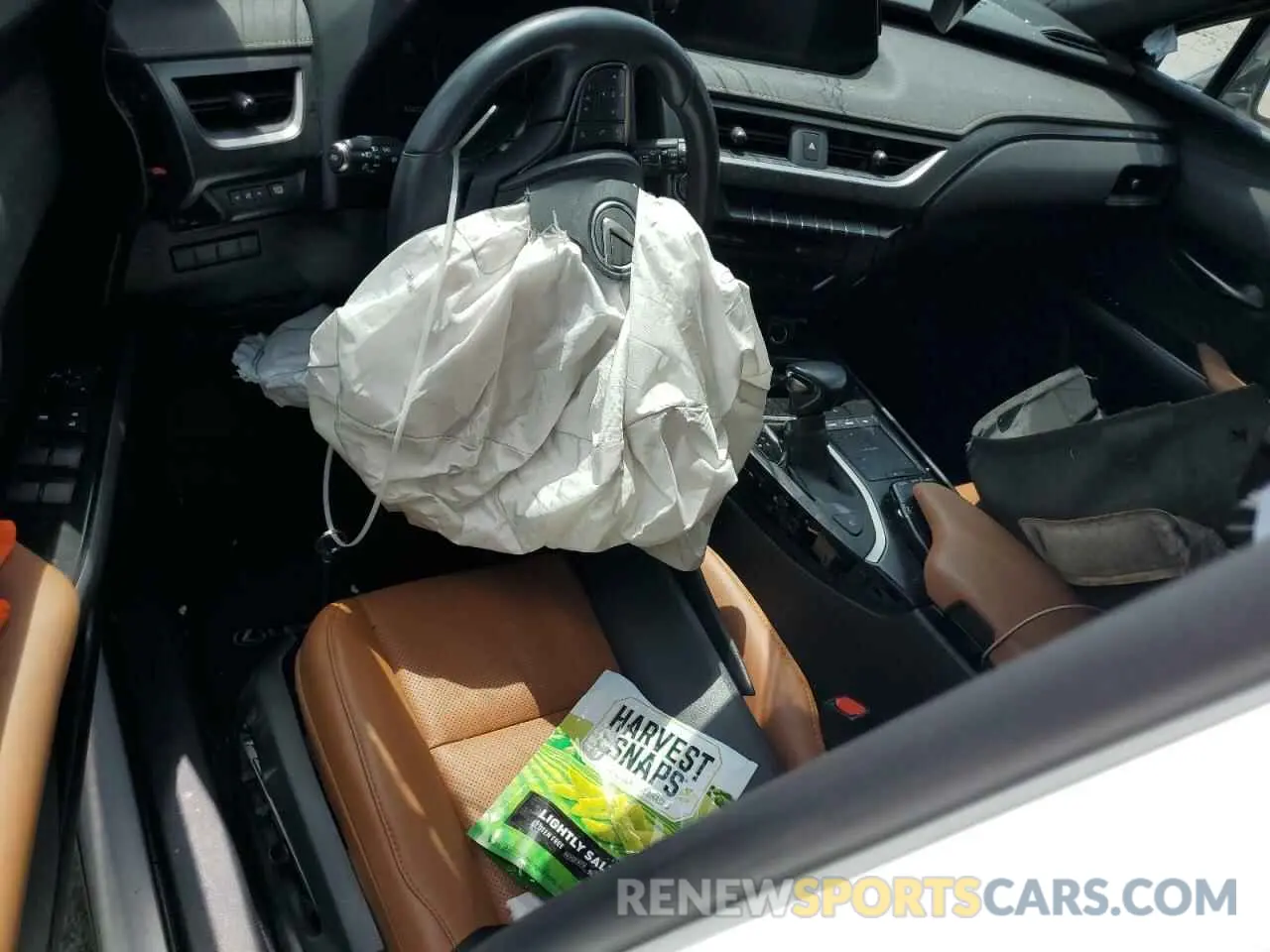 8 Photograph of a damaged car JTHP3JBH9L2029521 LEXUS UX 200 2020