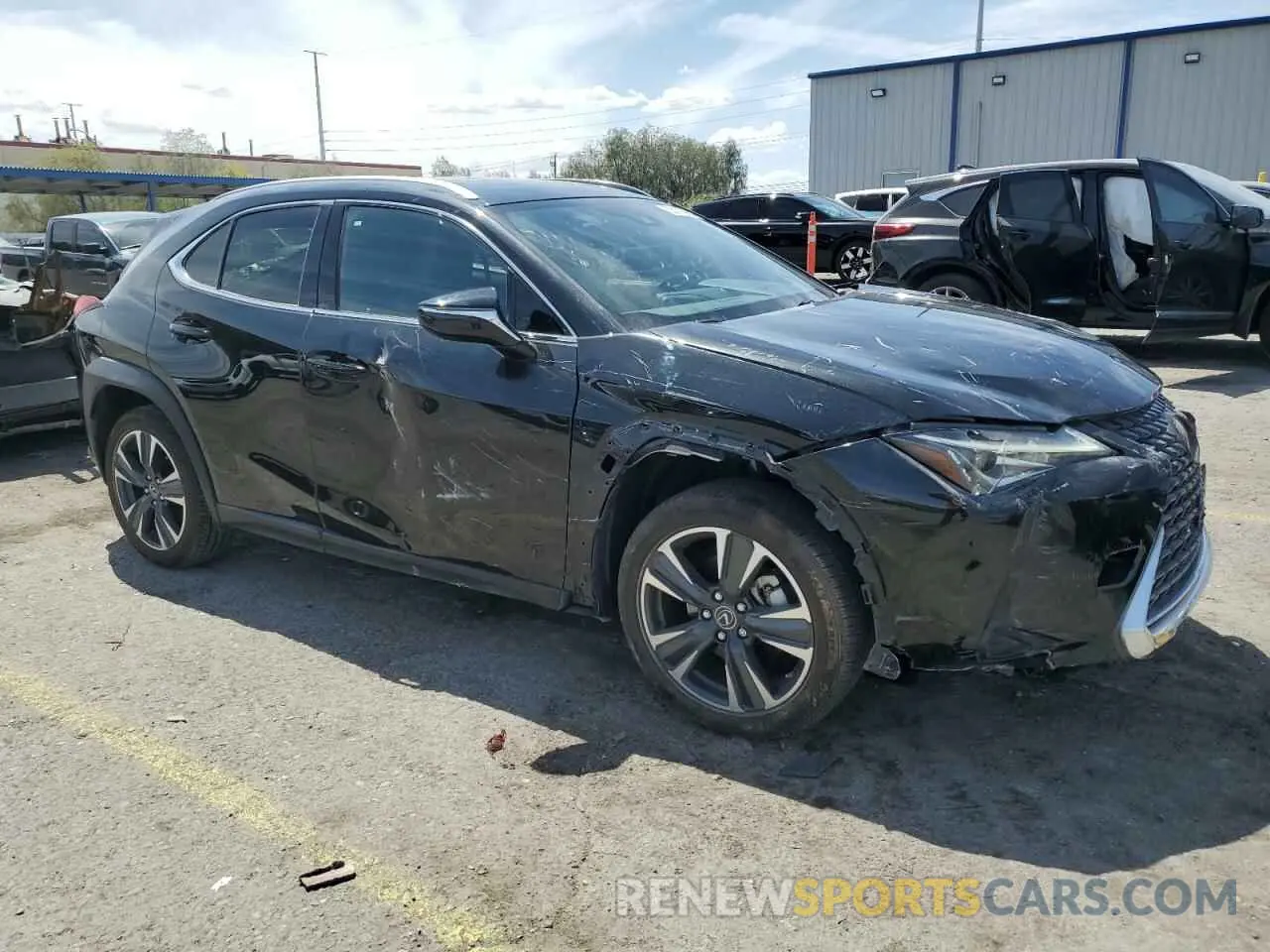 4 Photograph of a damaged car JTHX3JBH4L2029894 LEXUS UX 200 2020