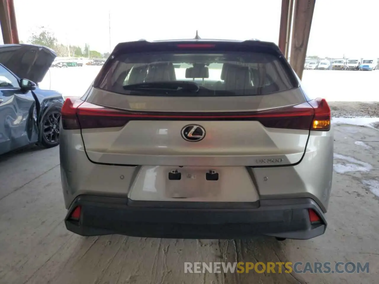 6 Photograph of a damaged car JTHX3JBH7L2022082 LEXUS UX 200 2020
