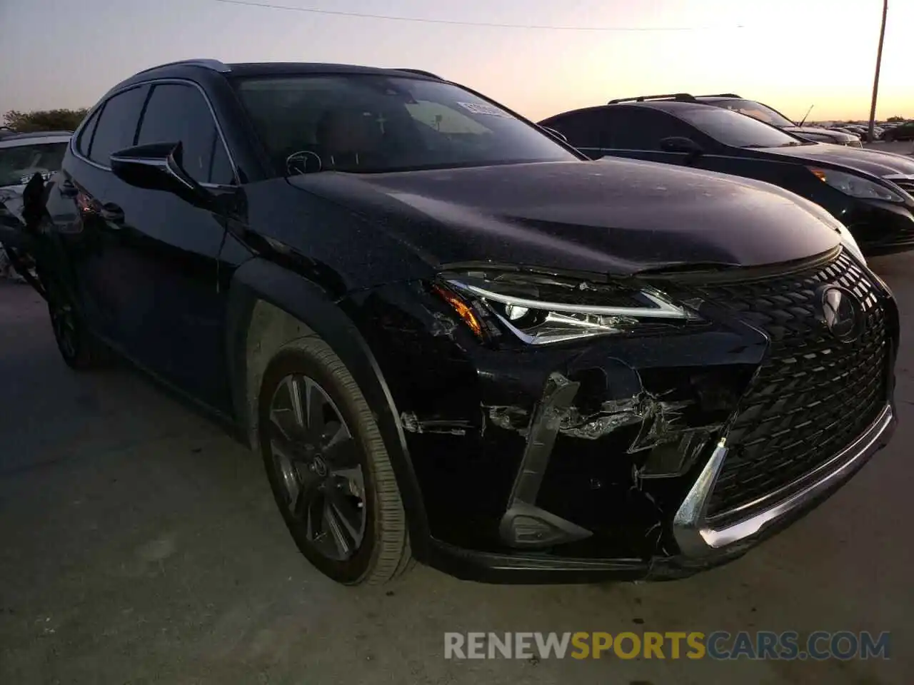 1 Photograph of a damaged car JTHX3JBH8L2026769 LEXUS UX 200 2020