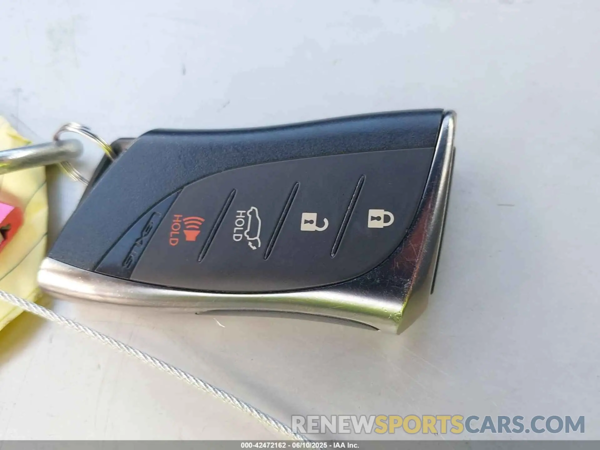 11 Photograph of a damaged car JTHP3JBH3M2032884 LEXUS UX 200 2021