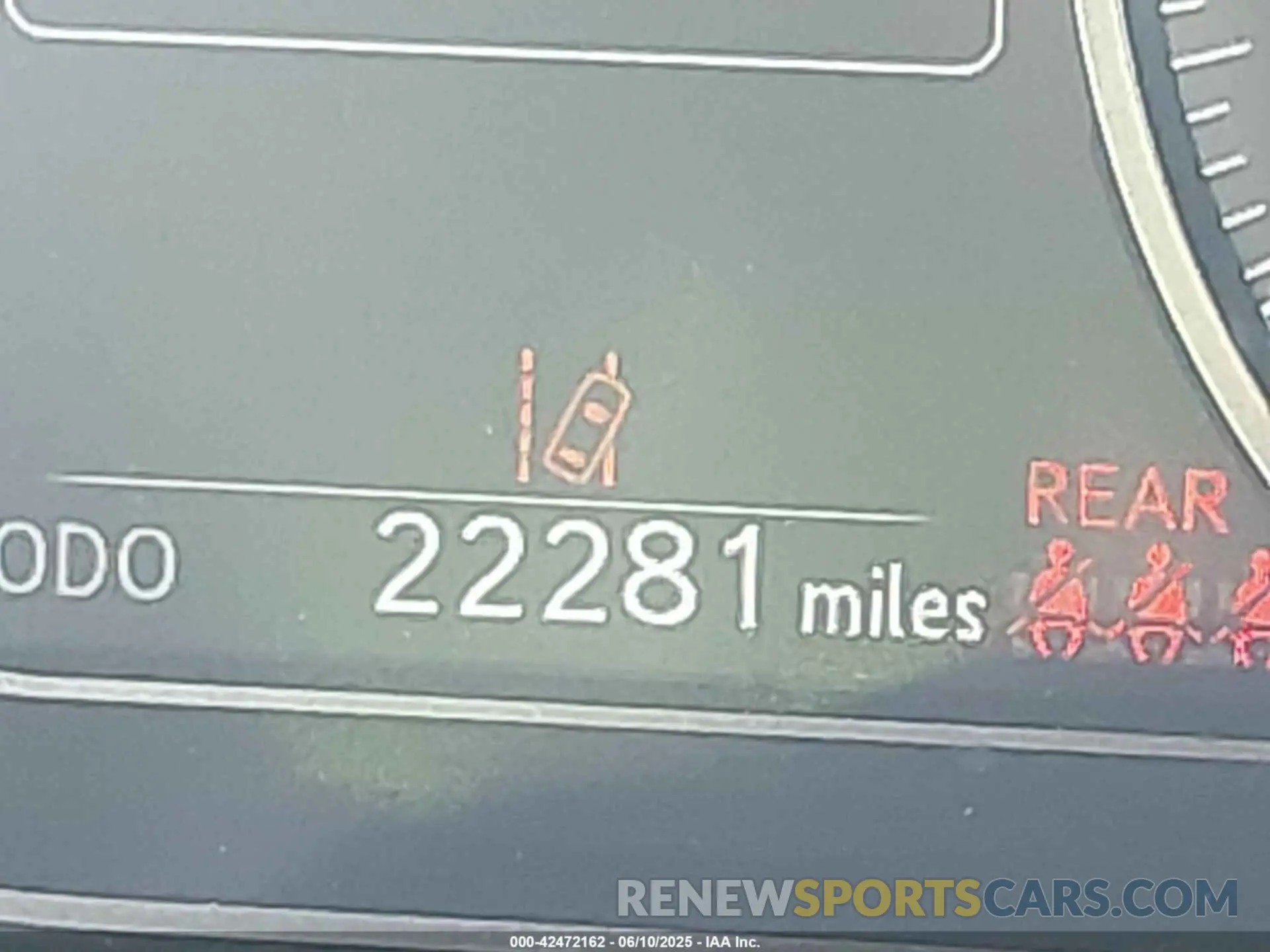 15 Photograph of a damaged car JTHP3JBH3M2032884 LEXUS UX 200 2021
