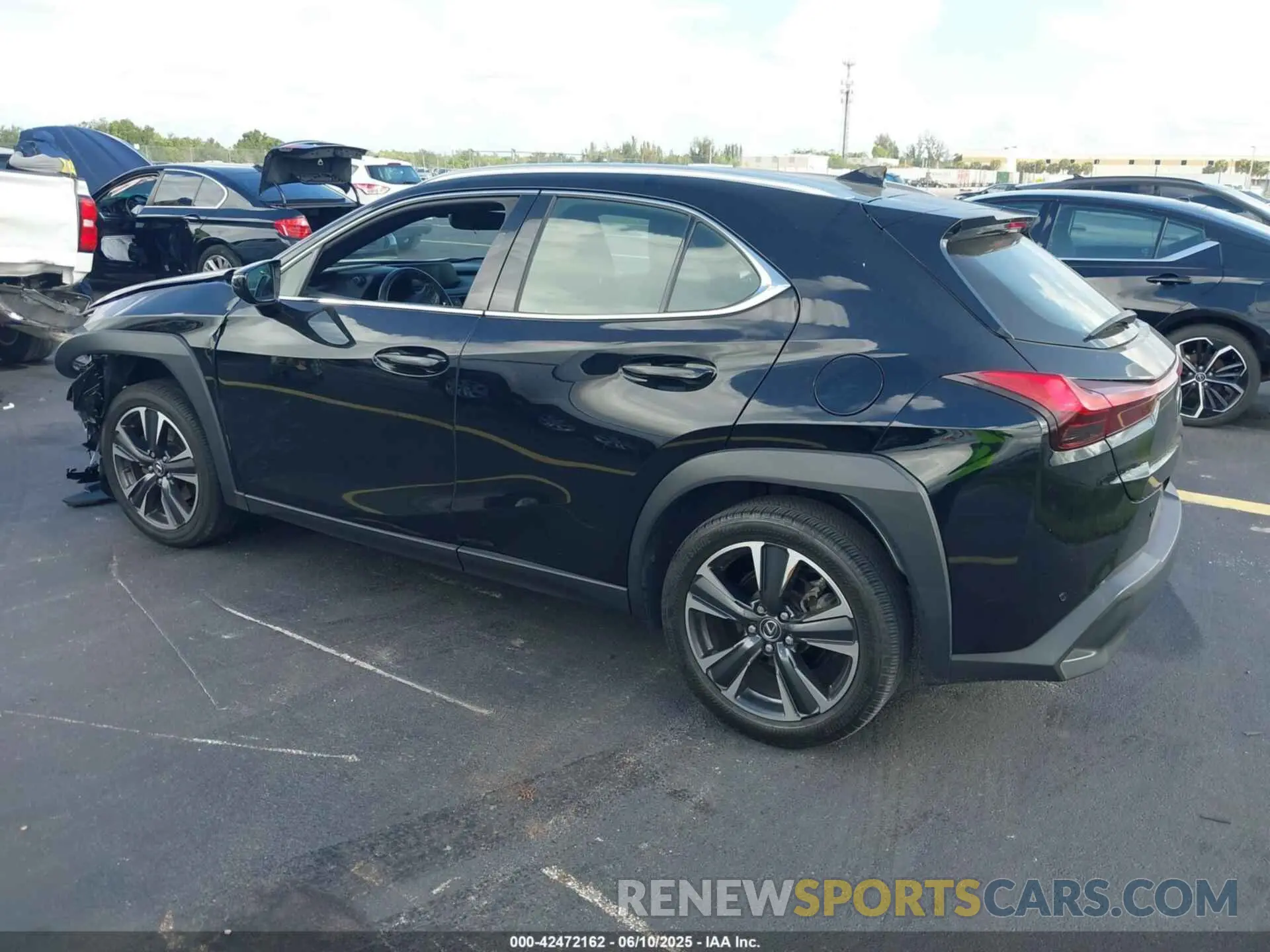 3 Photograph of a damaged car JTHP3JBH3M2032884 LEXUS UX 200 2021