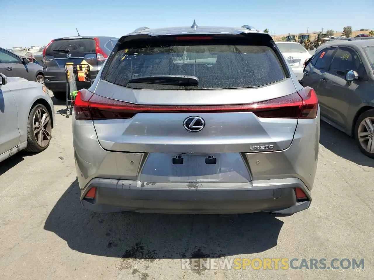 6 Photograph of a damaged car JTHX3JBH2M2033072 LEXUS UX 200 2021