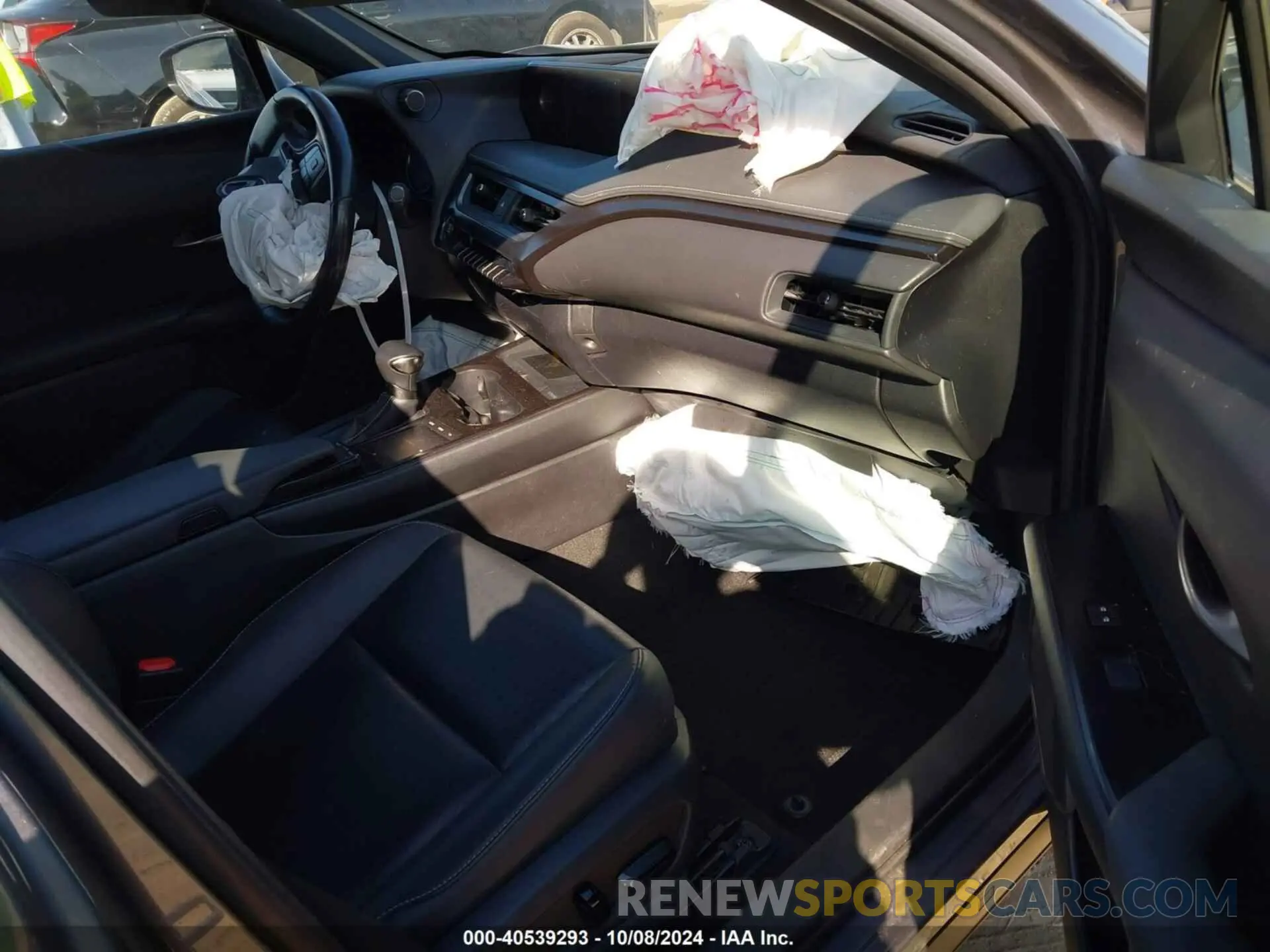 5 Photograph of a damaged car JTHX3JBH2M2042130 LEXUS UX 200 2021