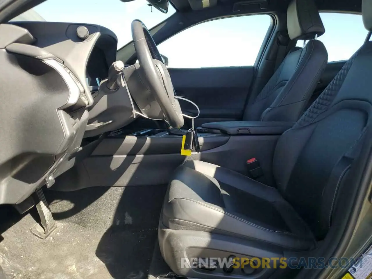 7 Photograph of a damaged car JTHX3JBH3M2037406 LEXUS UX 200 2021