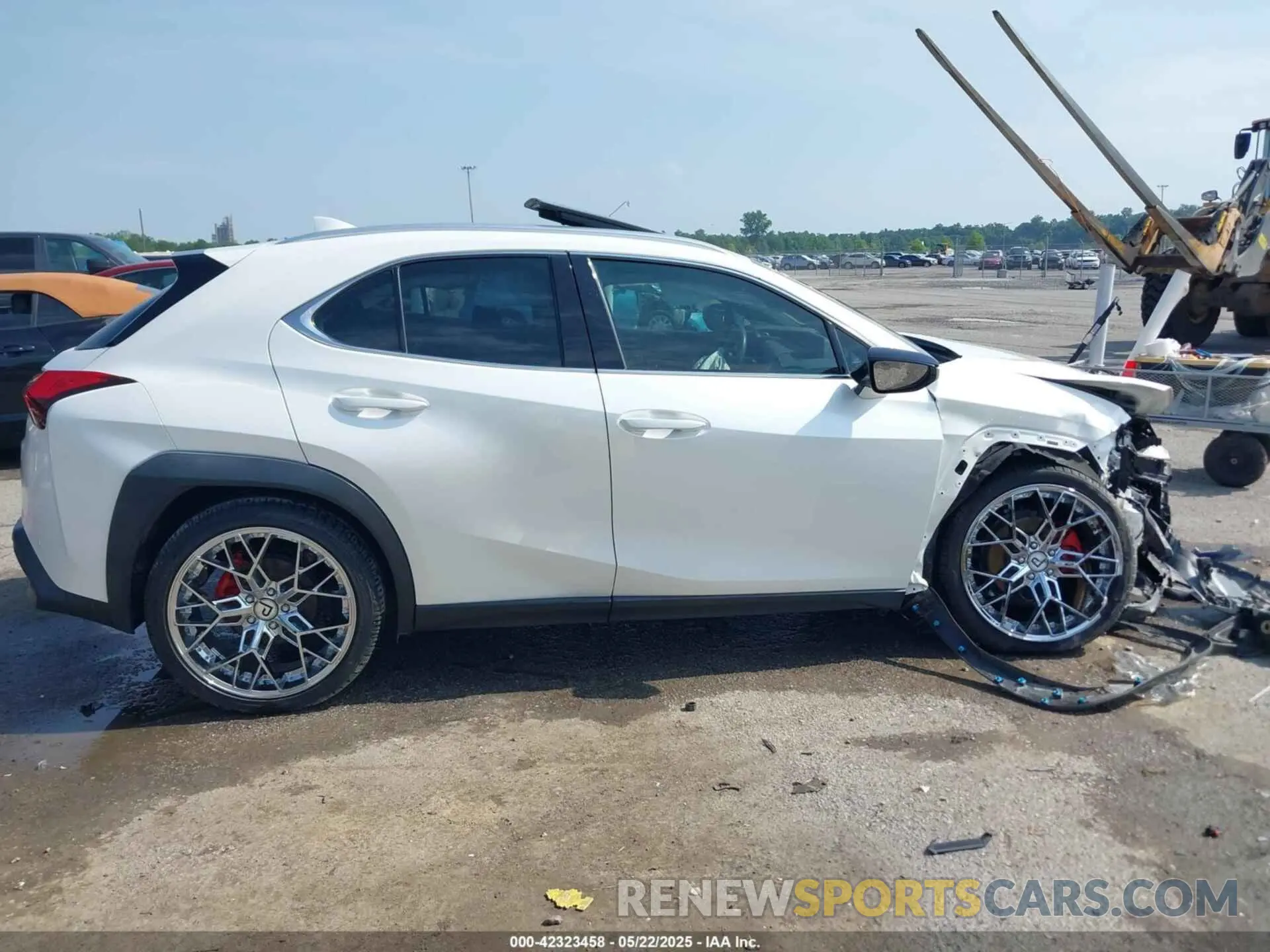 12 Photograph of a damaged car JTHX3JBH4M2032151 LEXUS UX 200 2021