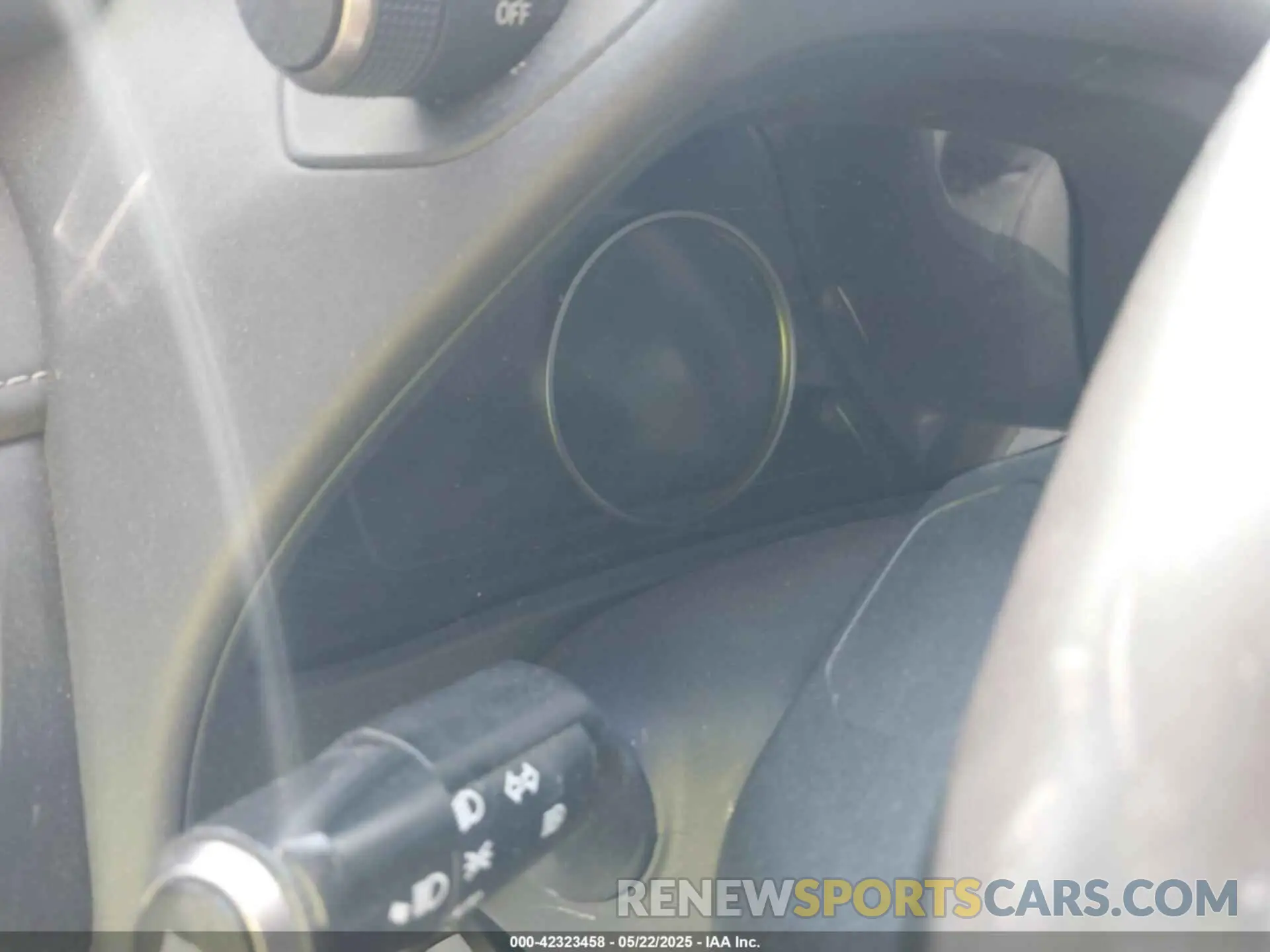14 Photograph of a damaged car JTHX3JBH4M2032151 LEXUS UX 200 2021