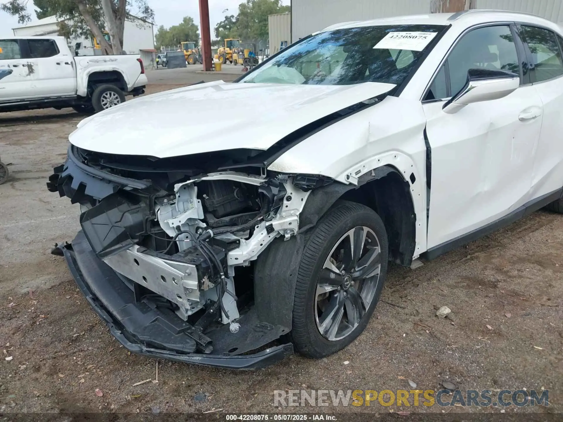 6 Photograph of a damaged car JTHX3JBHXM2037760 LEXUS UX 200 2021