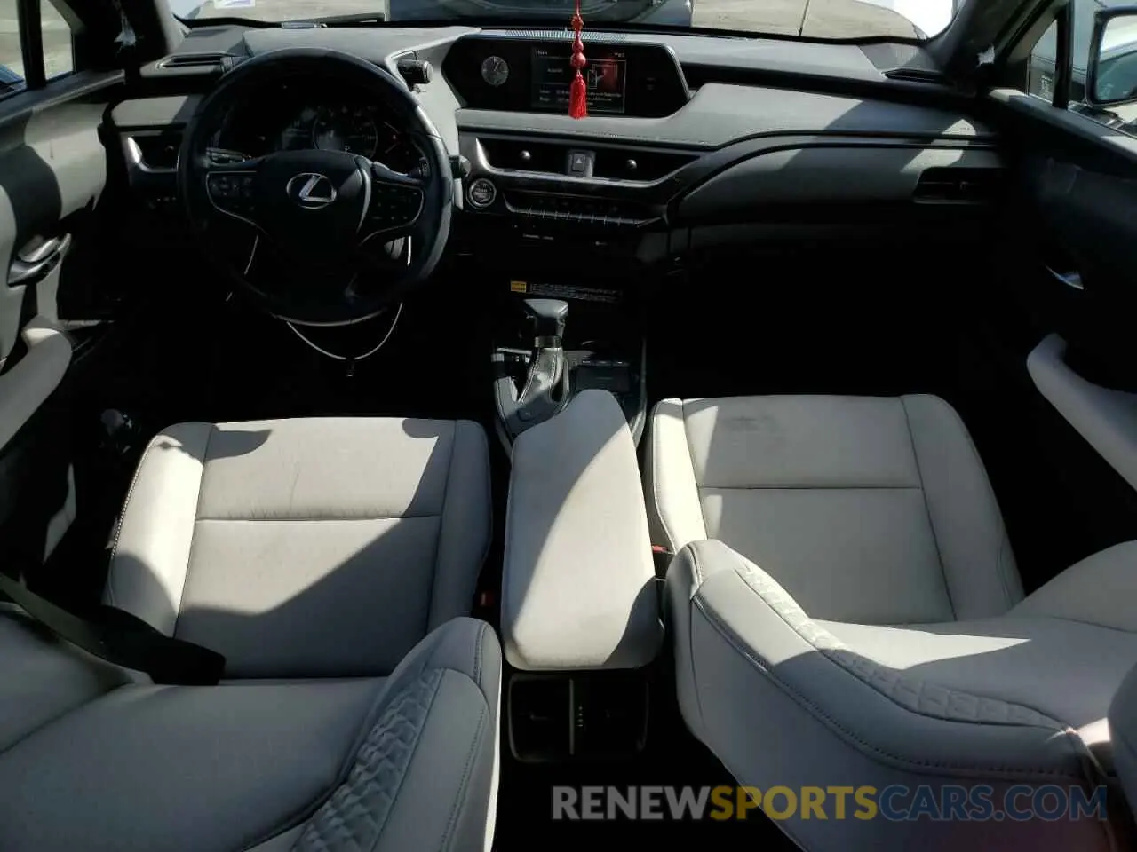 8 Photograph of a damaged car JTHX3JBHXM2038035 LEXUS UX 200 2021