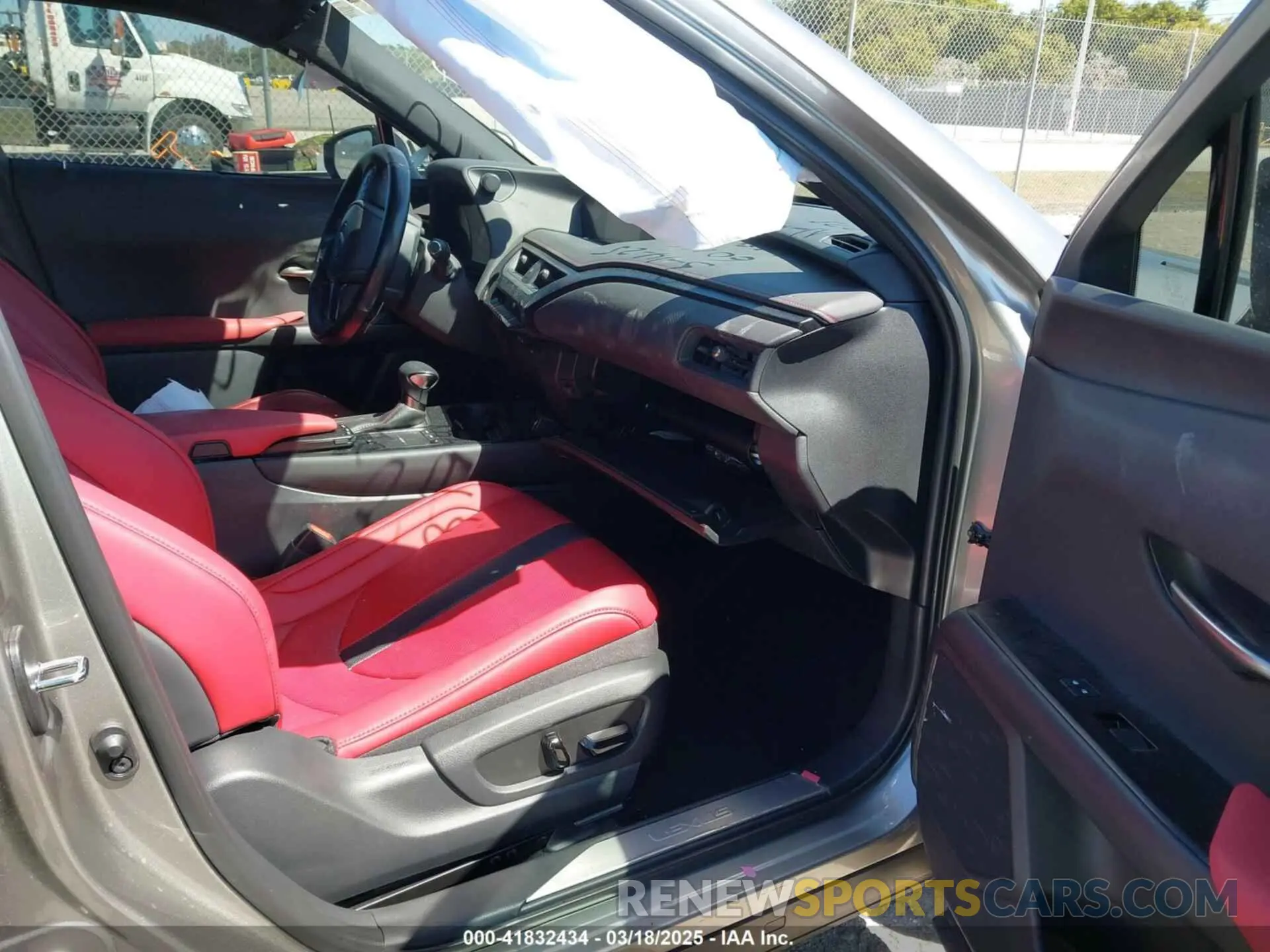 5 Photograph of a damaged car JTHE3JBH3N2056014 LEXUS UX 200 2022