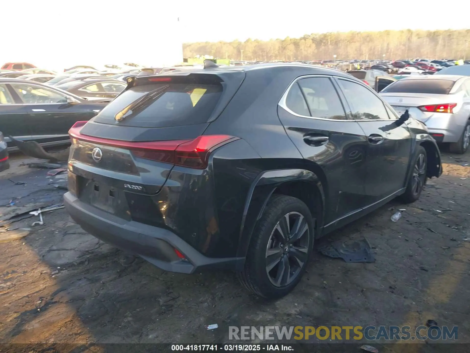 4 Photograph of a damaged car JTHP3JBH6N2048515 LEXUS UX 200 2022