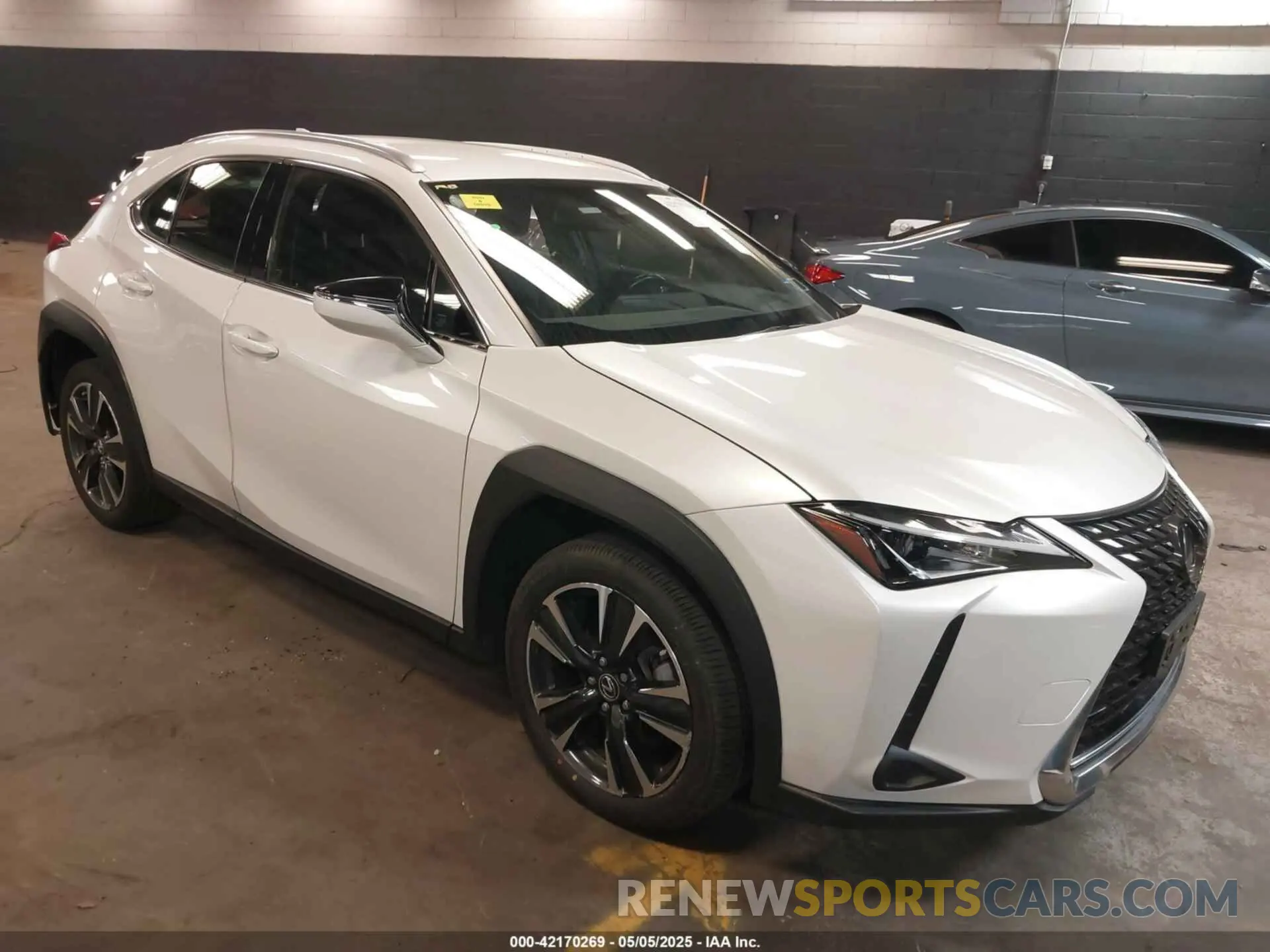 1 Photograph of a damaged car JTHX3JBH0N2052155 LEXUS UX 200 2022