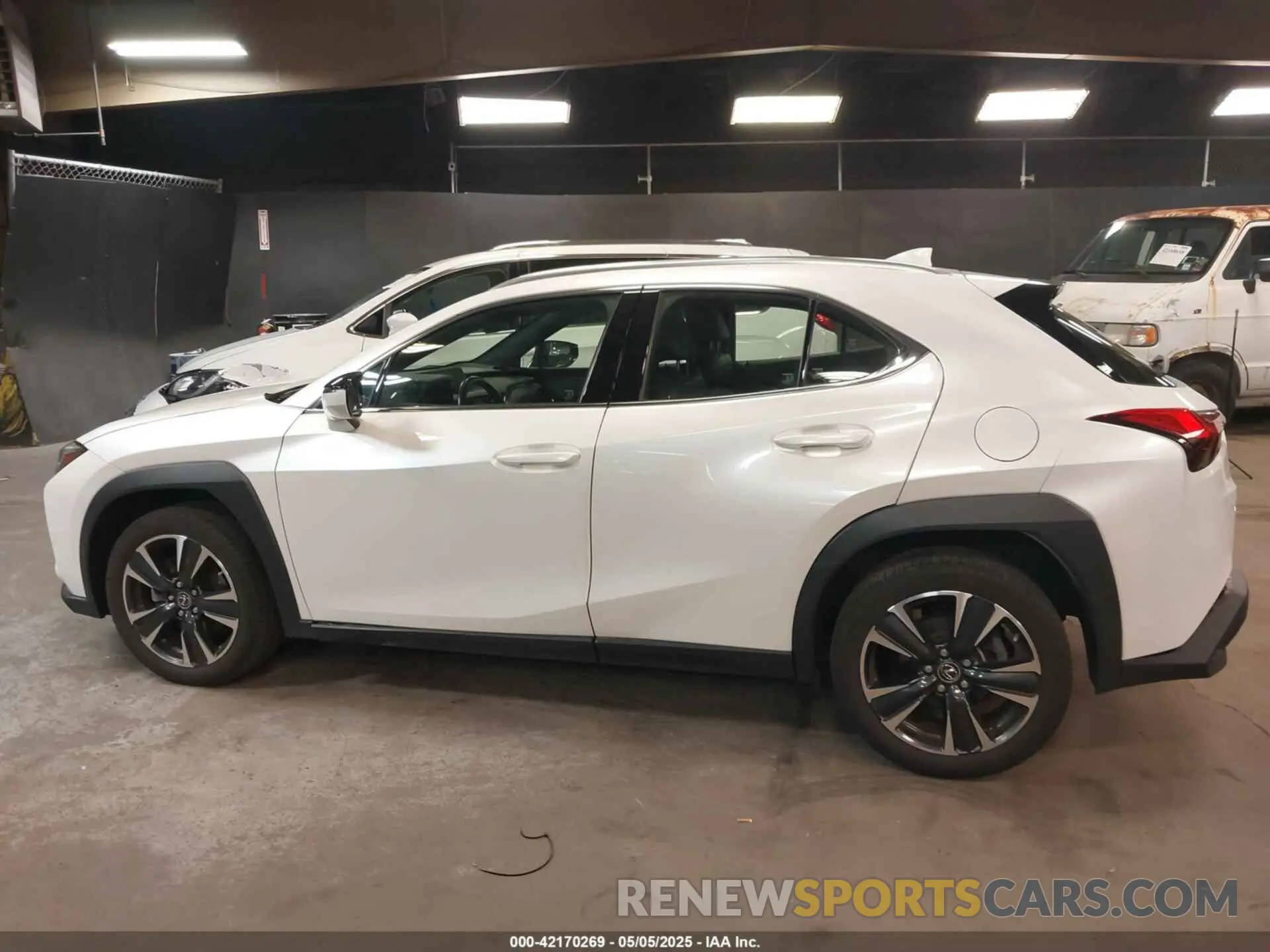 14 Photograph of a damaged car JTHX3JBH0N2052155 LEXUS UX 200 2022