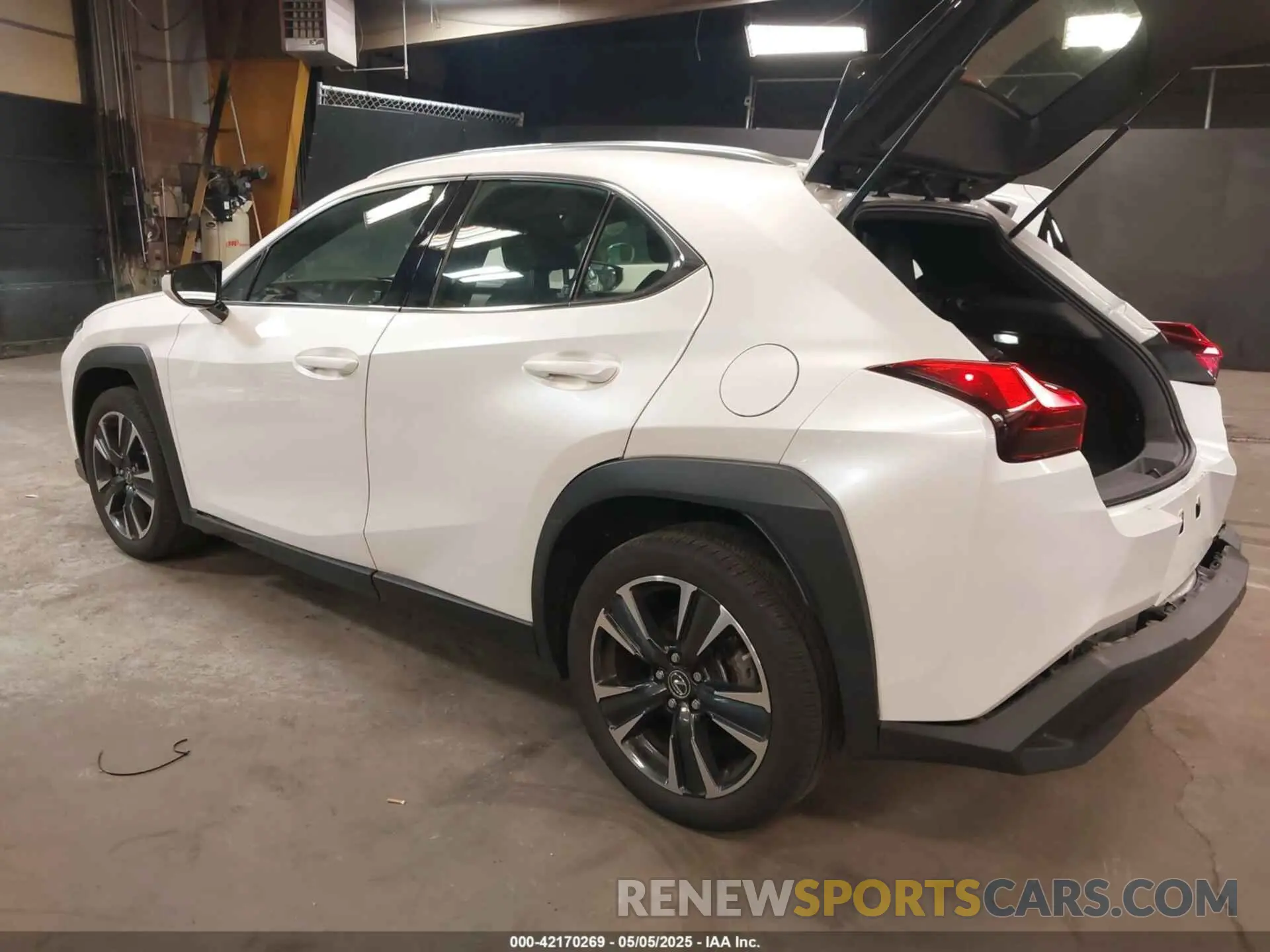 3 Photograph of a damaged car JTHX3JBH0N2052155 LEXUS UX 200 2022