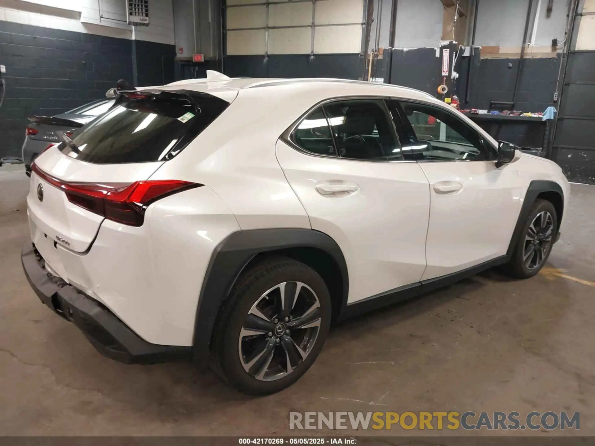 4 Photograph of a damaged car JTHX3JBH0N2052155 LEXUS UX 200 2022