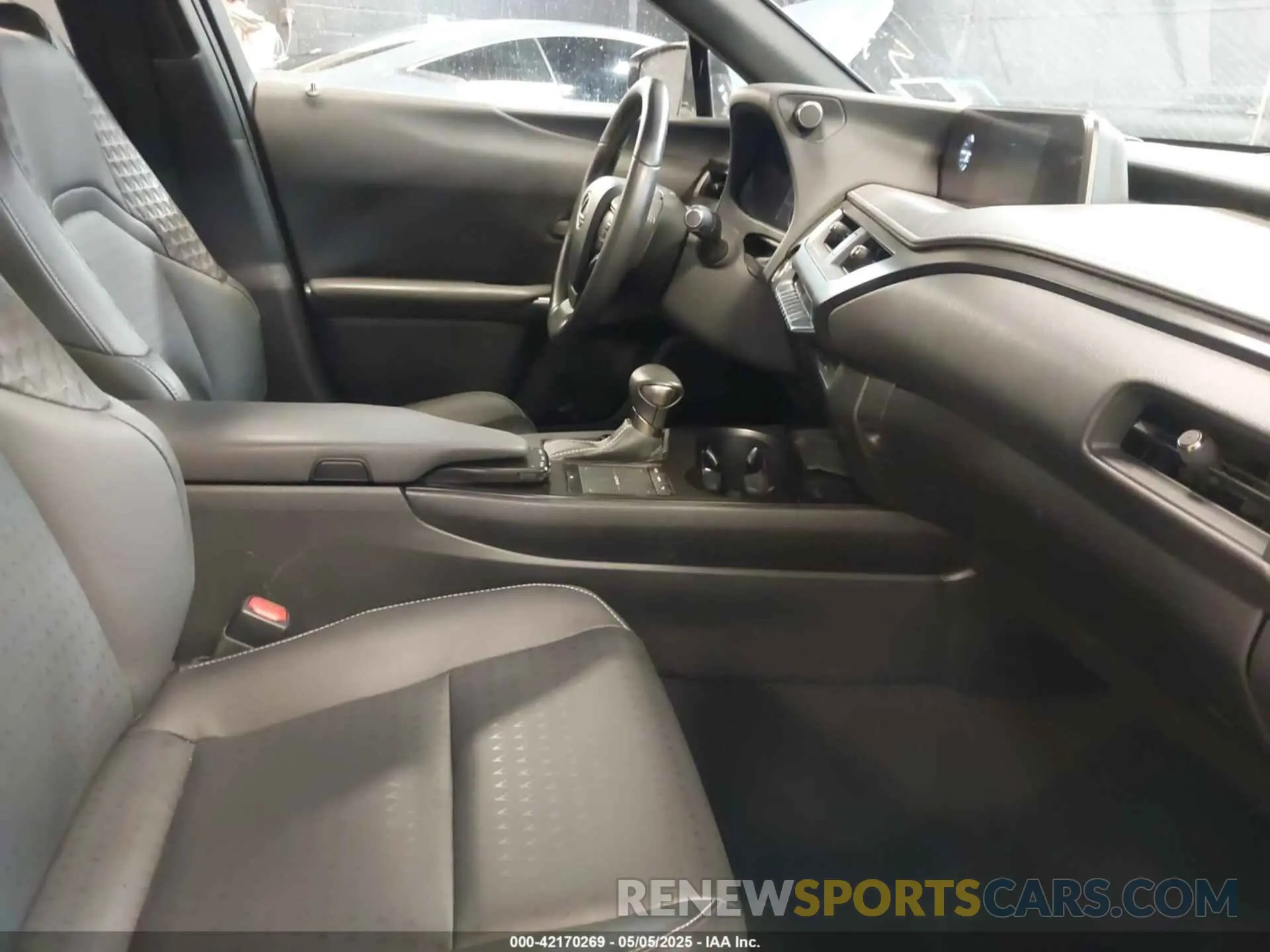 5 Photograph of a damaged car JTHX3JBH0N2052155 LEXUS UX 200 2022