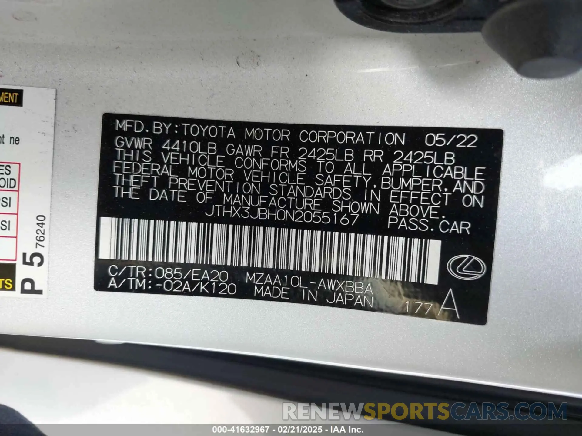 9 Photograph of a damaged car JTHX3JBH0N2055167 LEXUS UX 200 2022