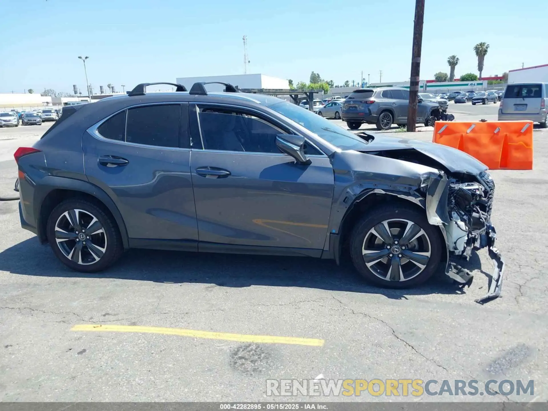 13 Photograph of a damaged car JTHX3JBH7N2055392 LEXUS UX 200 2022