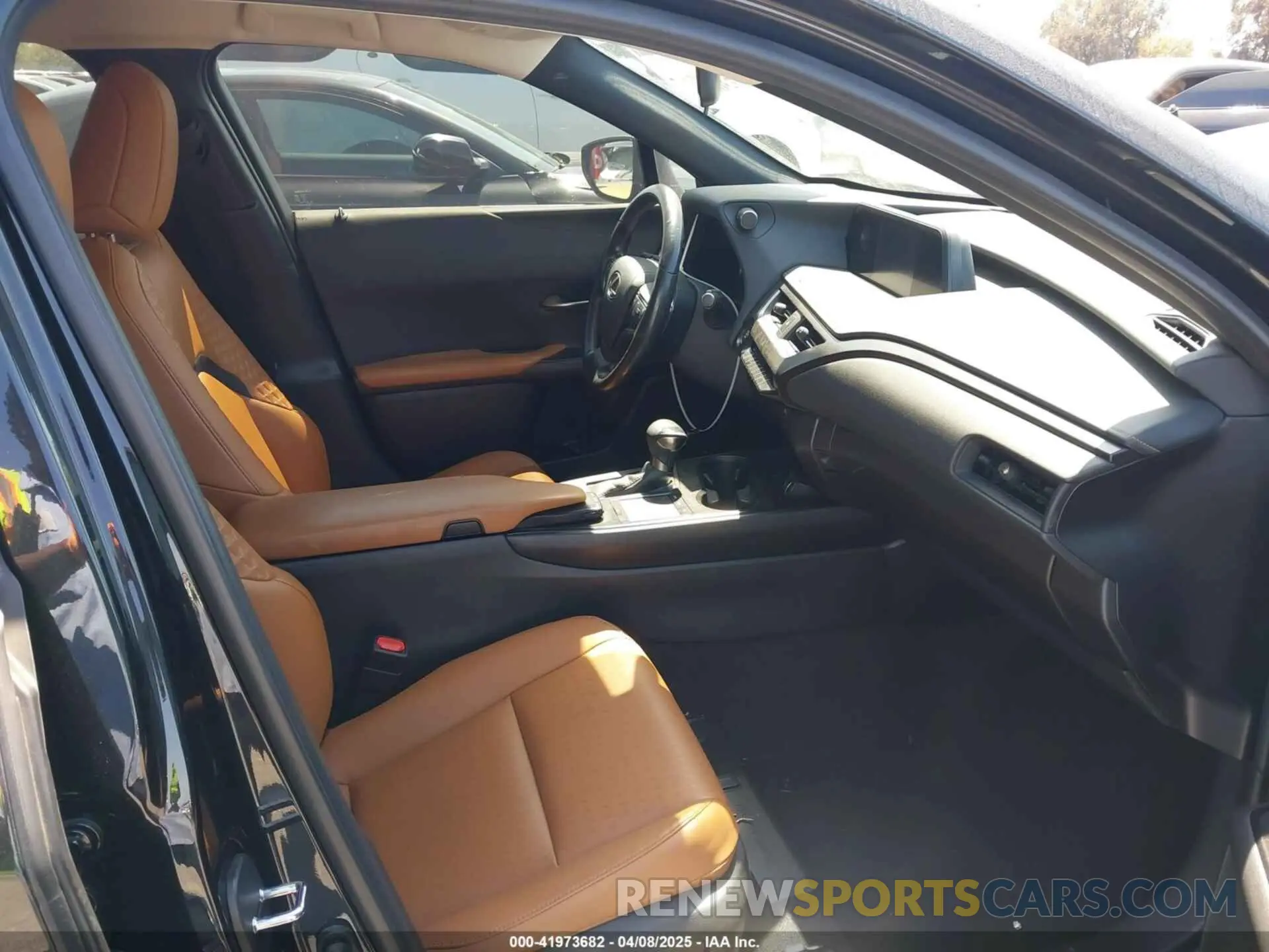 5 Photograph of a damaged car JTHX3JBH8N2047074 LEXUS UX 200 2022
