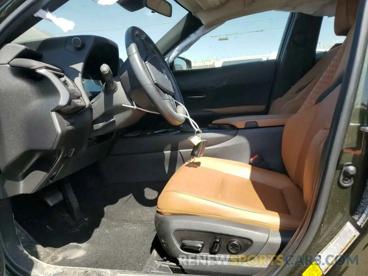 7 Photograph of a damaged car JTHX3JBH9N2053479 LEXUS UX 200 BAS 2022