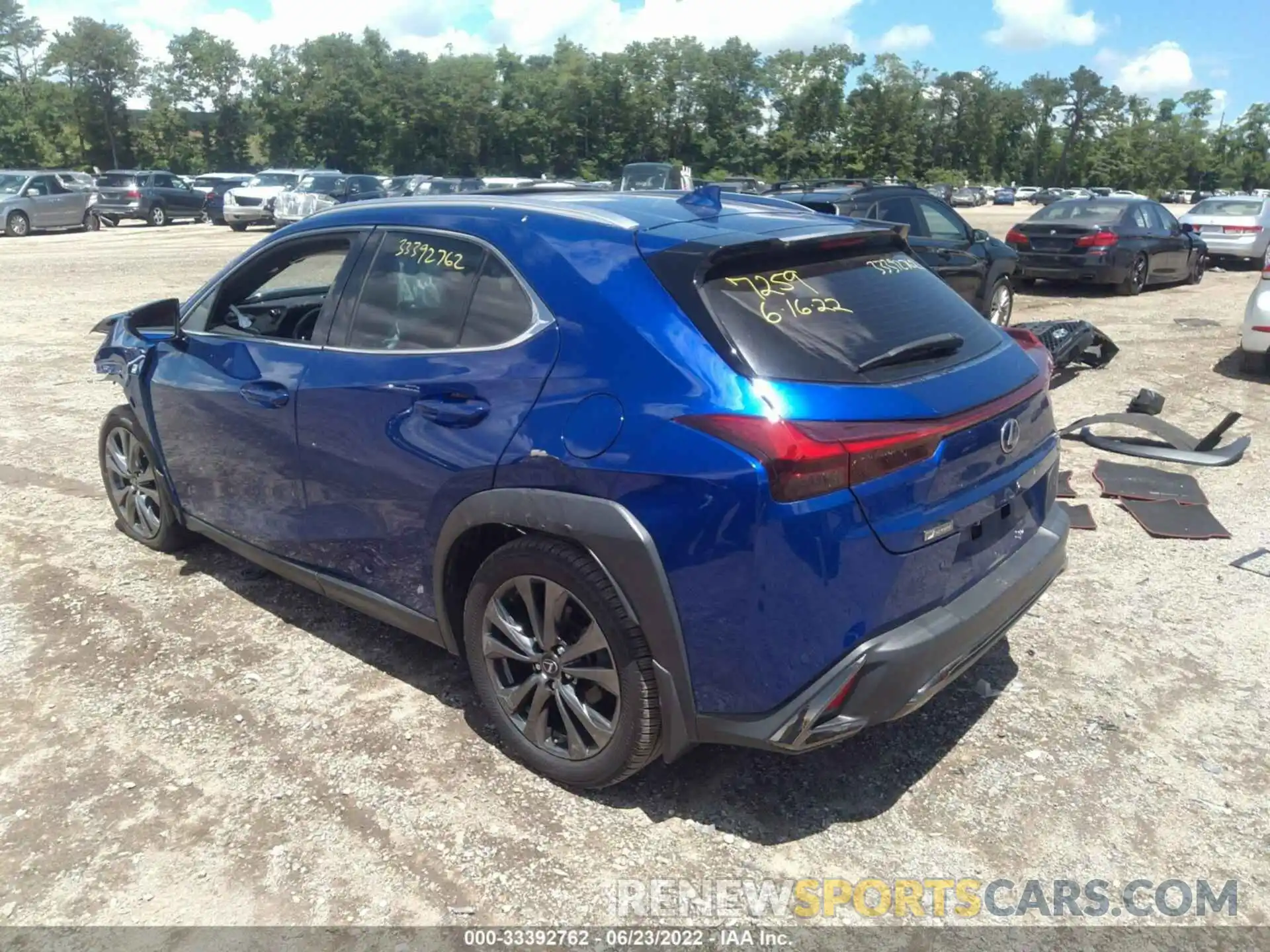 3 Photograph of a damaged car JTHU9JBH0K2013725 LEXUS UX 2019