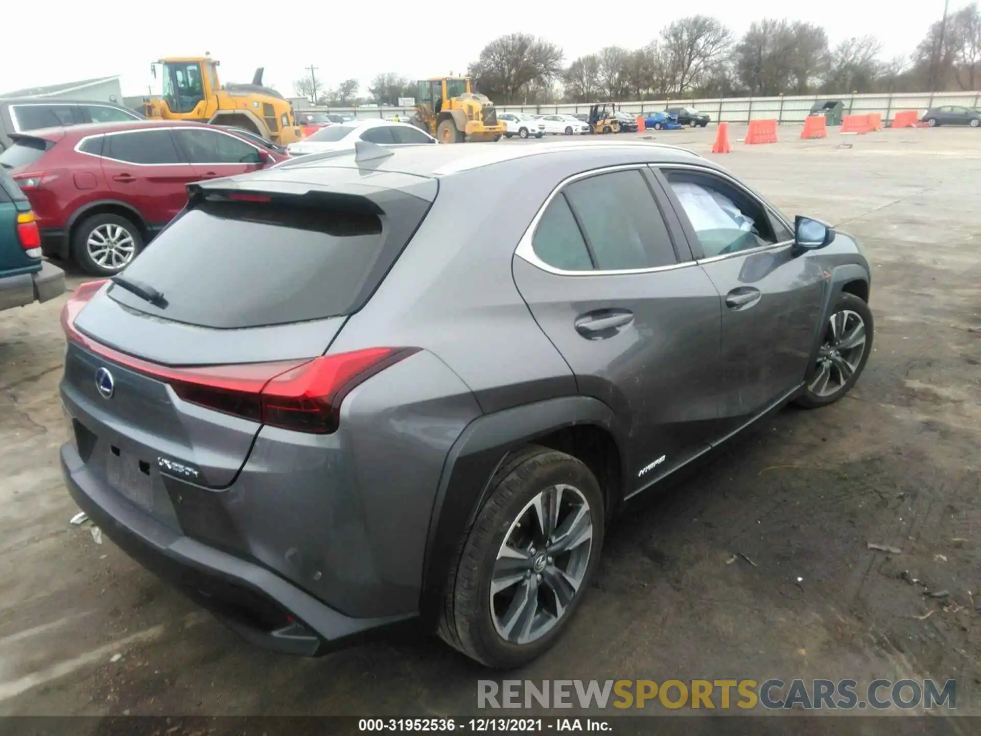 4 Photograph of a damaged car JTHU9JBH7K2009560 LEXUS UX 2019