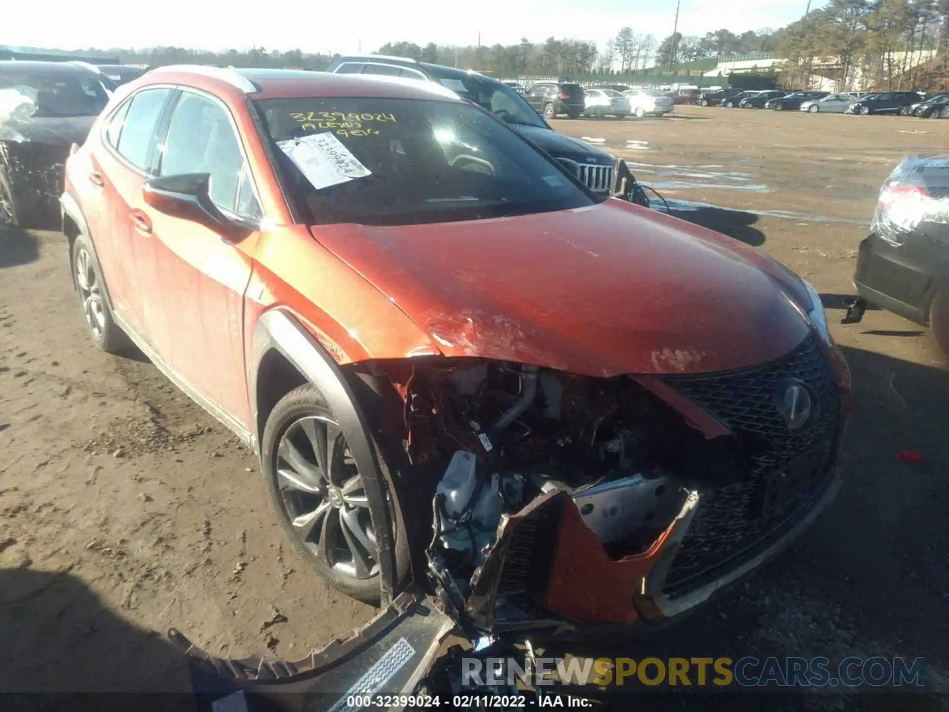 6 Photograph of a damaged car JTHU9JBH8K2002570 LEXUS UX 2019