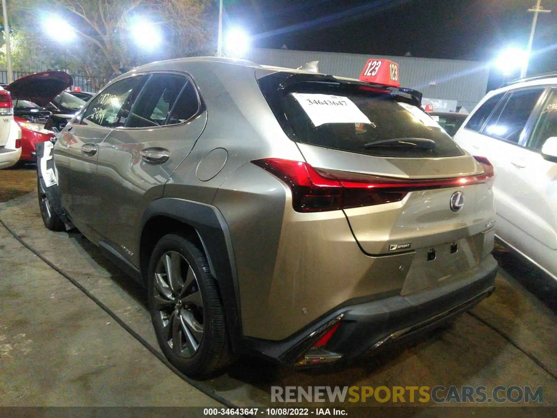 3 Photograph of a damaged car JTHU9JBHXK2010685 LEXUS UX 2019