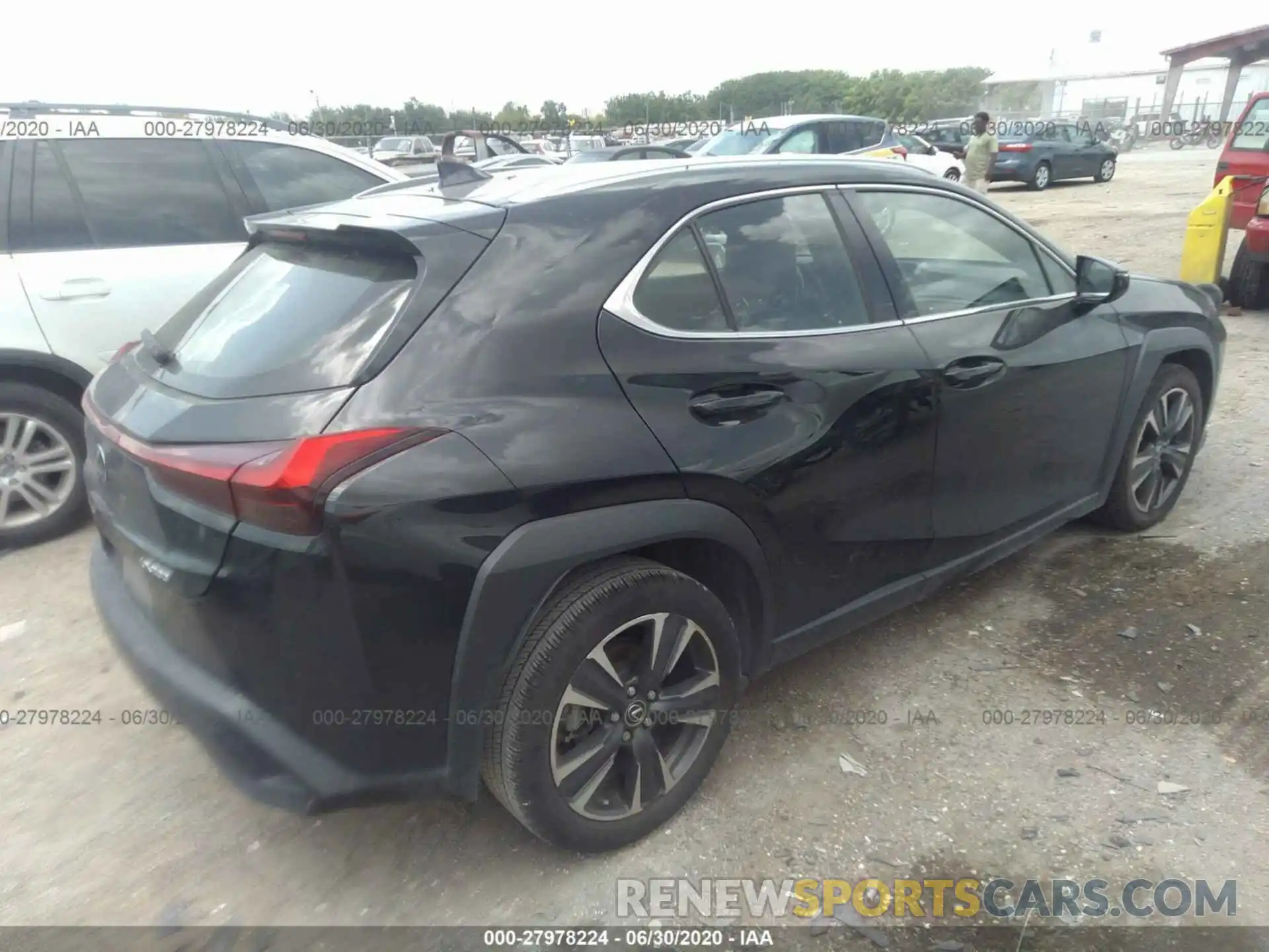 4 Photograph of a damaged car JTHY3JBH0K2004008 LEXUS UX 2019