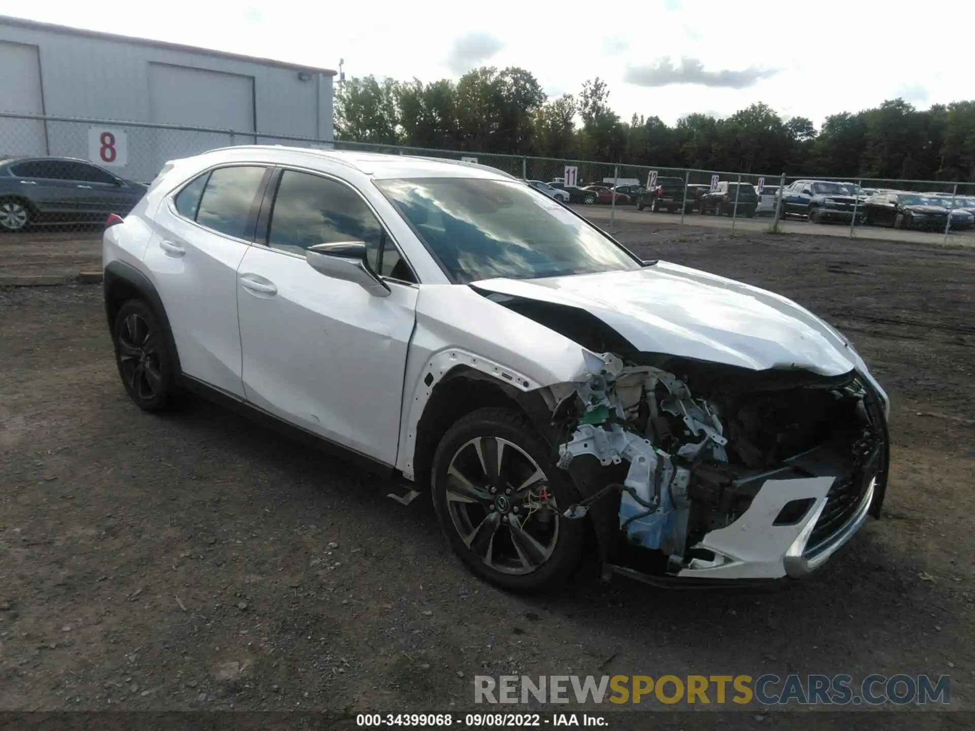 1 Photograph of a damaged car JTHY3JBH1K2000663 LEXUS UX 2019