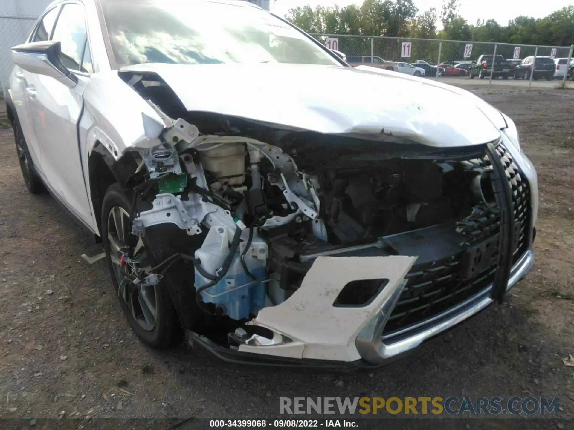 6 Photograph of a damaged car JTHY3JBH1K2000663 LEXUS UX 2019