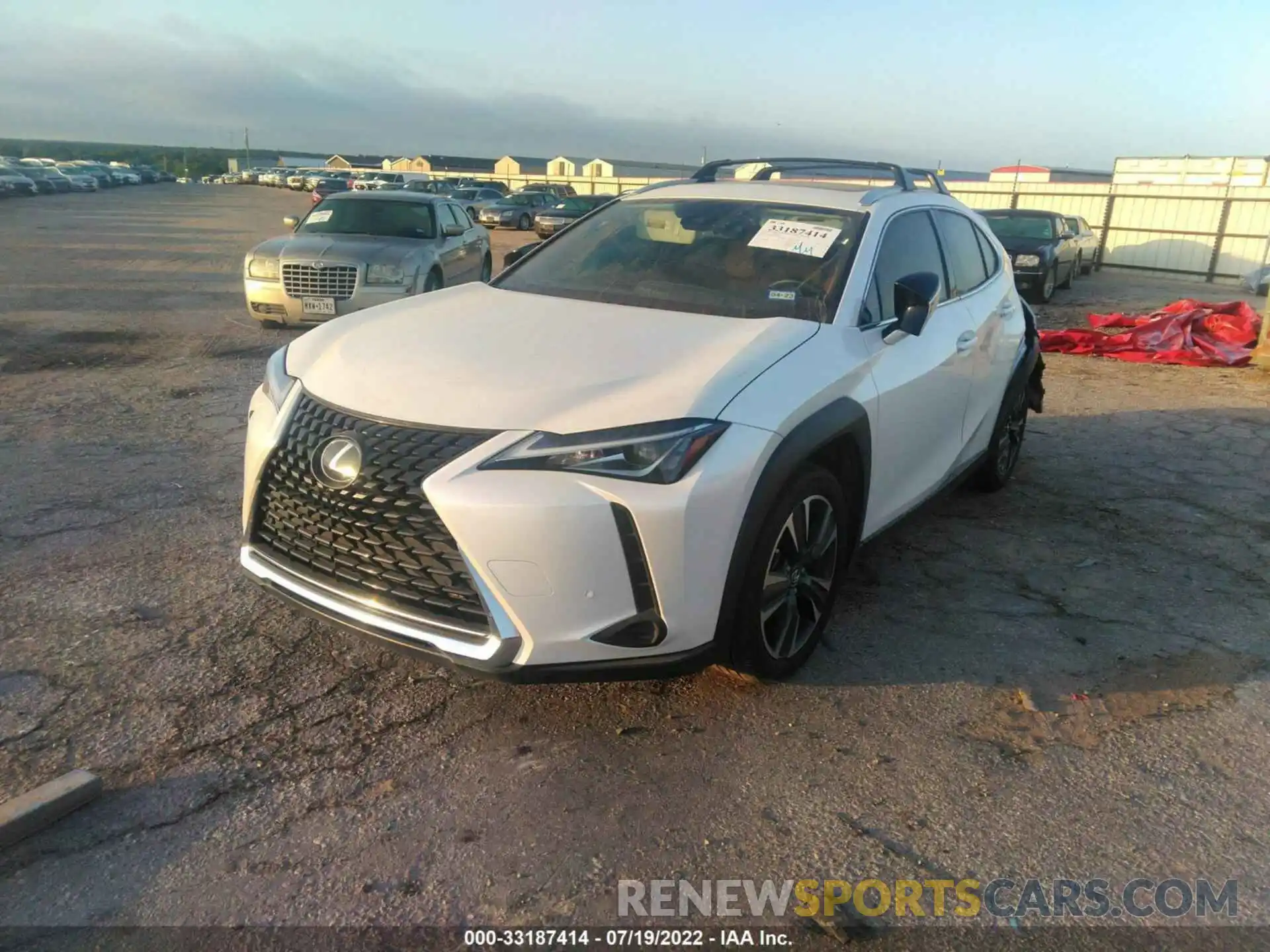 2 Photograph of a damaged car JTHY3JBH1K2002025 LEXUS UX 2019