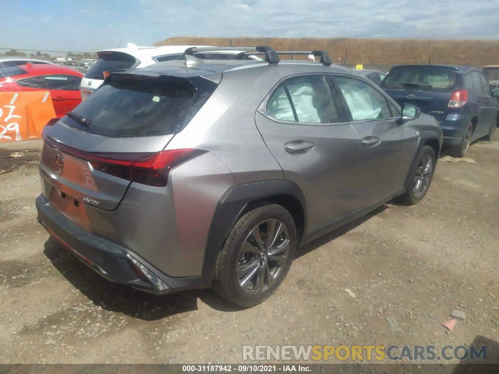 4 Photograph of a damaged car JTHY3JBH1K2017110 LEXUS UX 2019