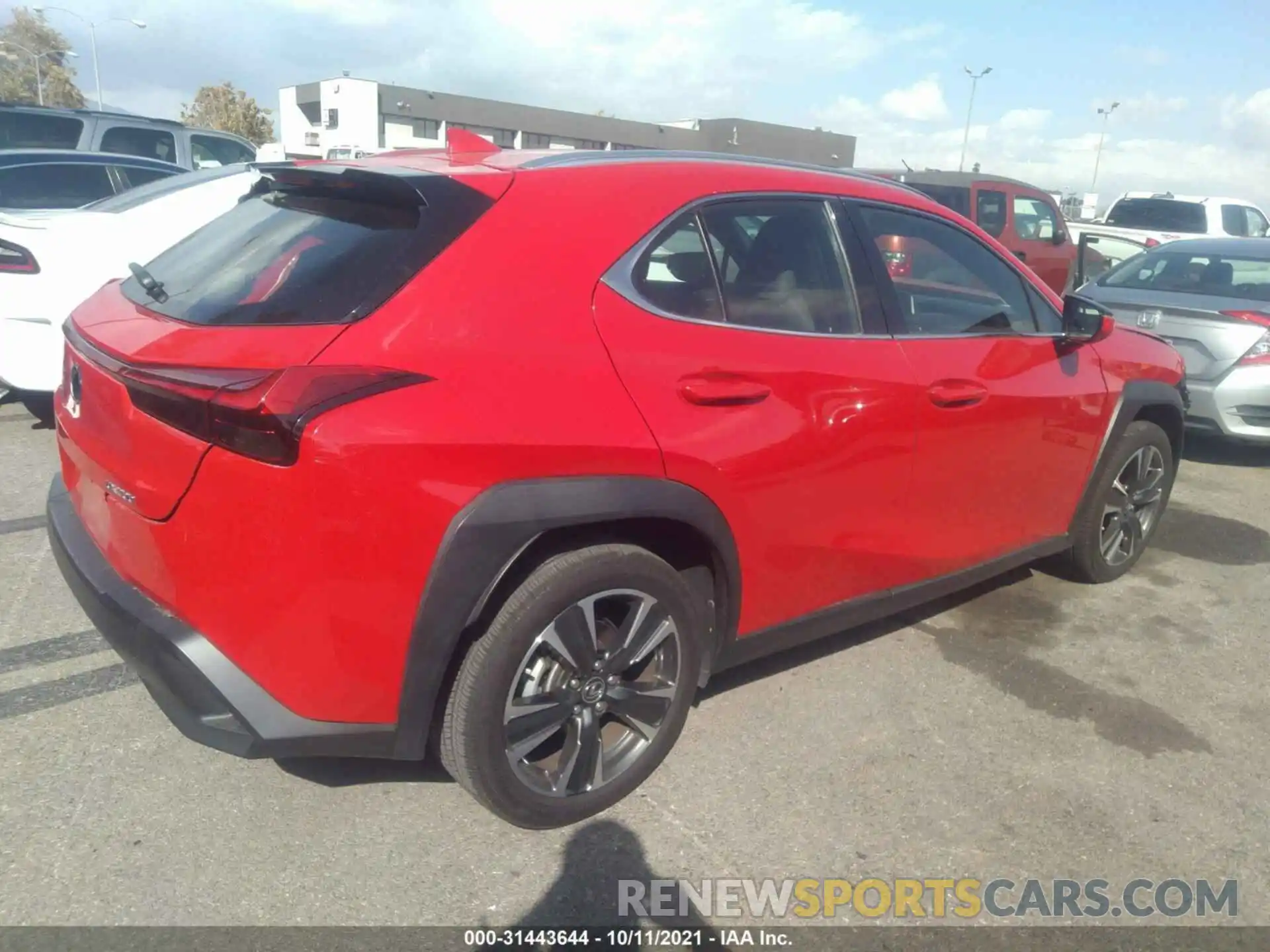 4 Photograph of a damaged car JTHY3JBH5K2002030 LEXUS UX 2019