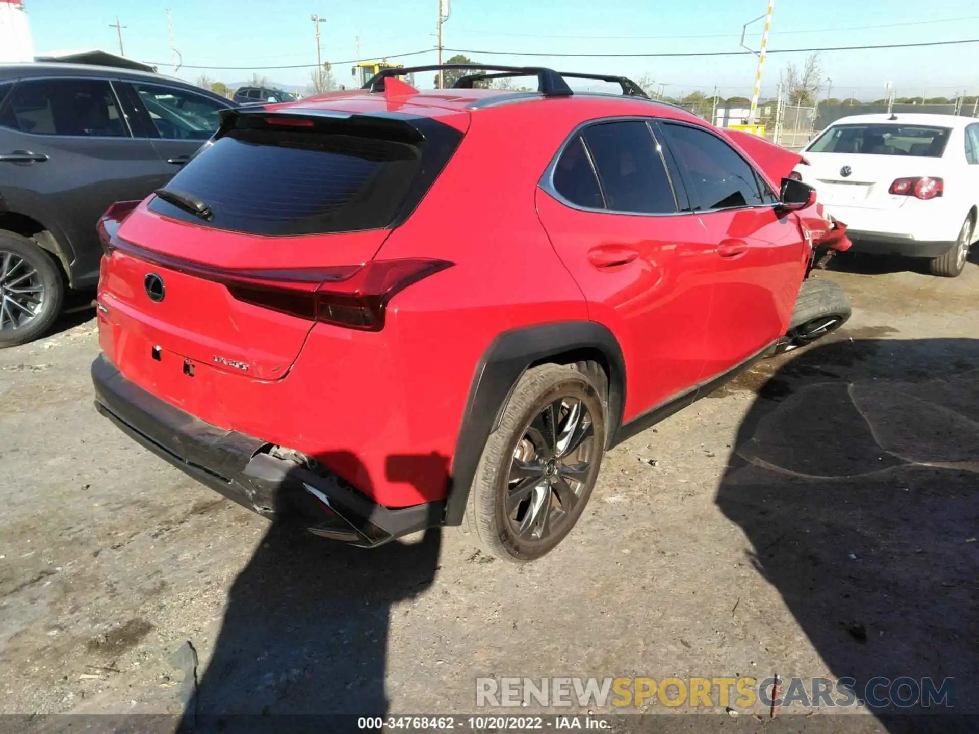 4 Photograph of a damaged car JTHY3JBH5K2010791 LEXUS UX 2019