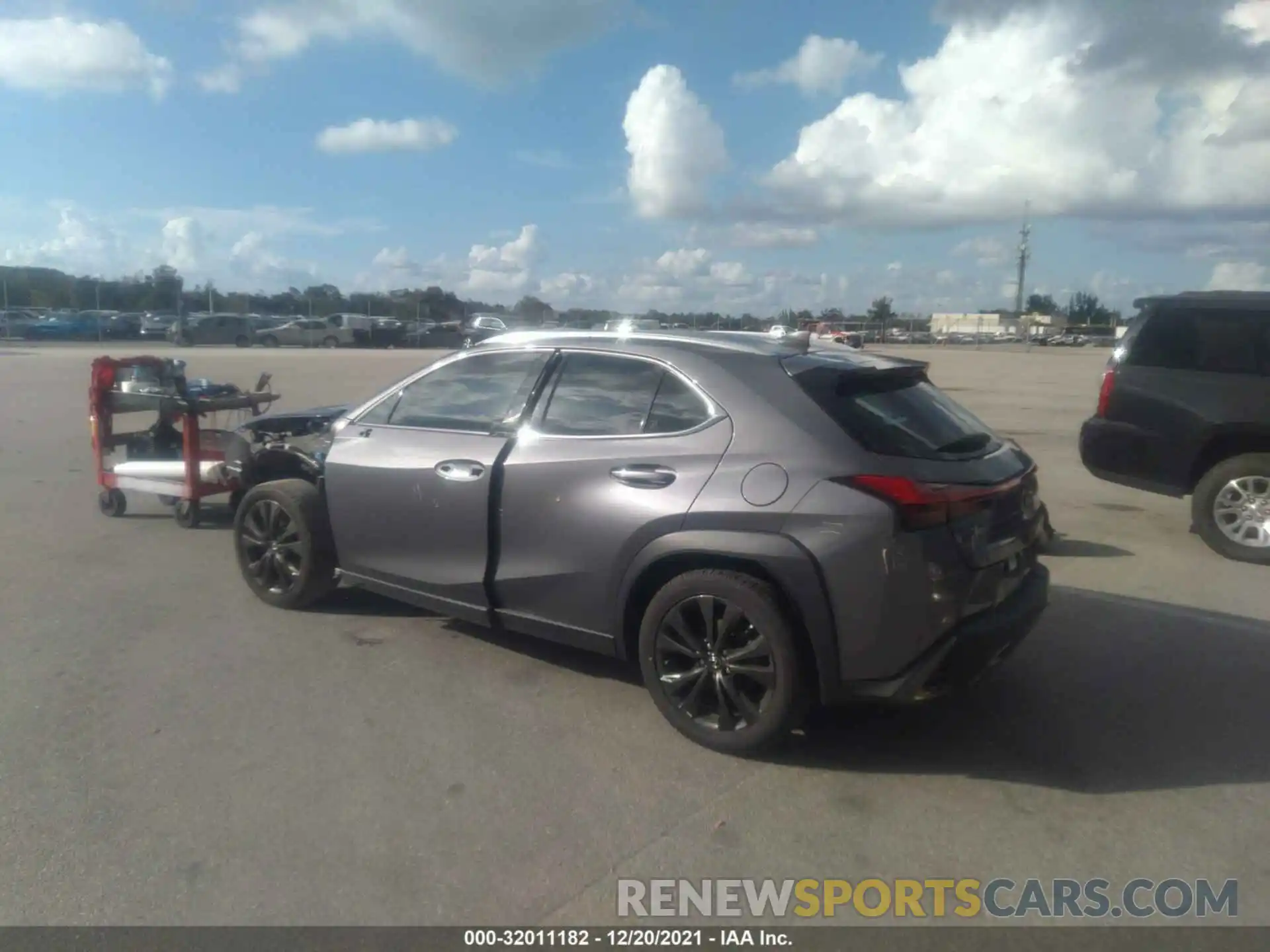 3 Photograph of a damaged car JTHY3JBH7K2005866 LEXUS UX 2019