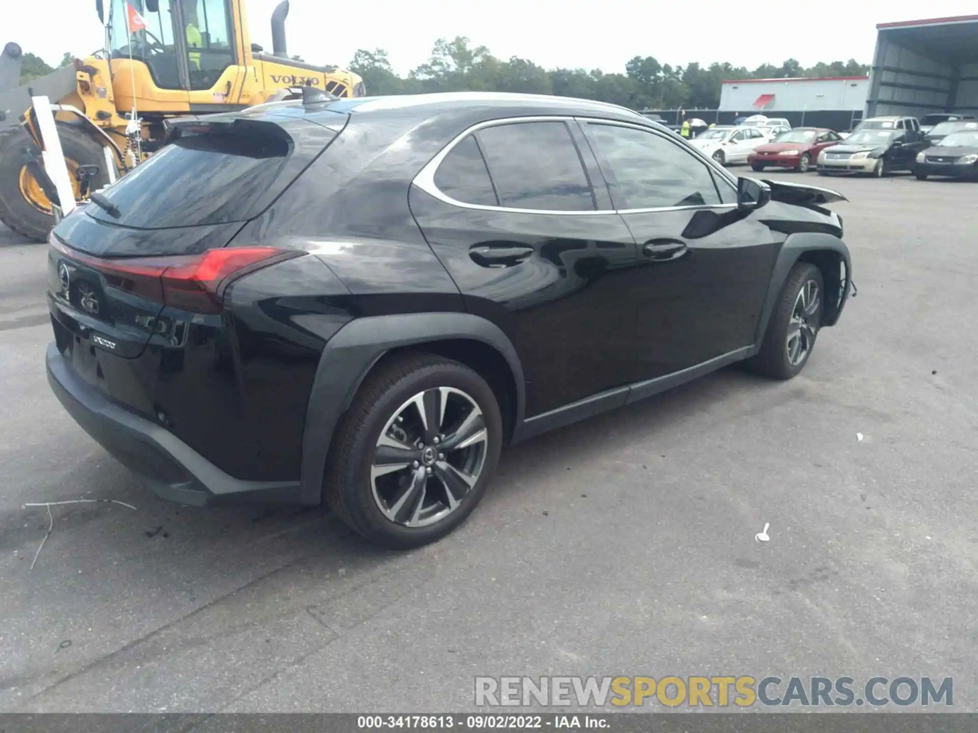 4 Photograph of a damaged car JTHY3JBHXK2011726 LEXUS UX 2019