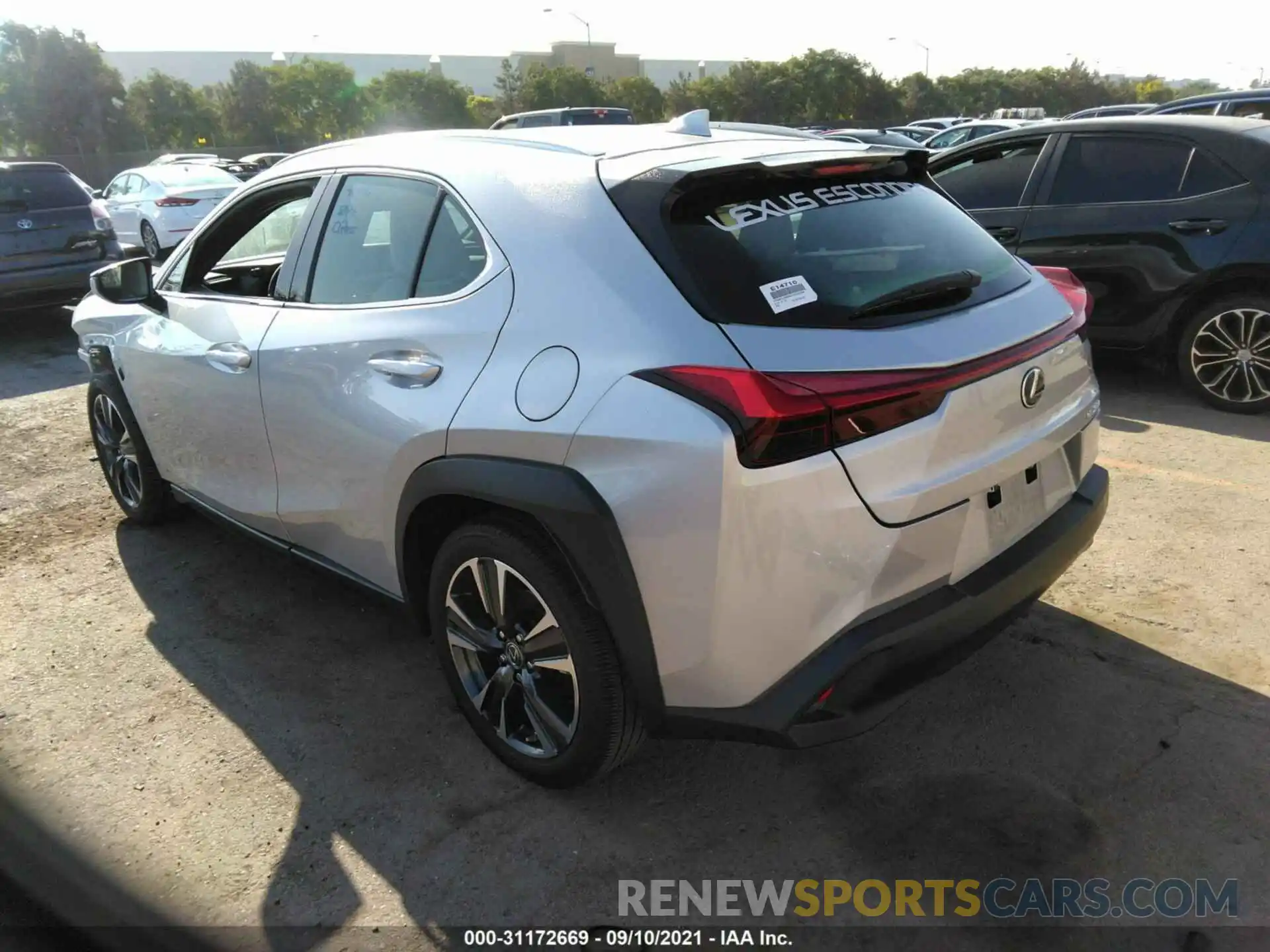 3 Photograph of a damaged car JTHP3JBH4L2022928 LEXUS UX 2020