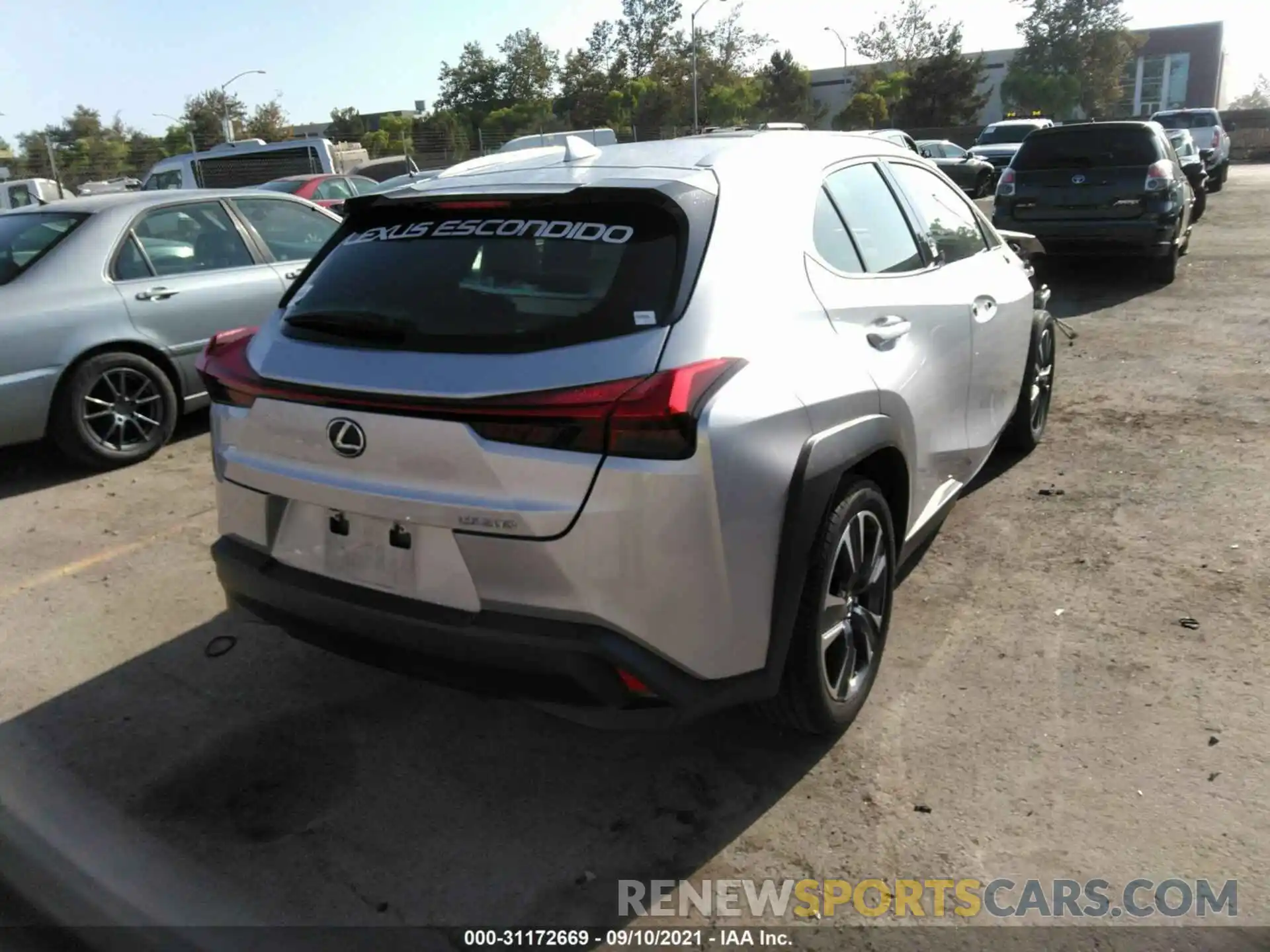 4 Photograph of a damaged car JTHP3JBH4L2022928 LEXUS UX 2020