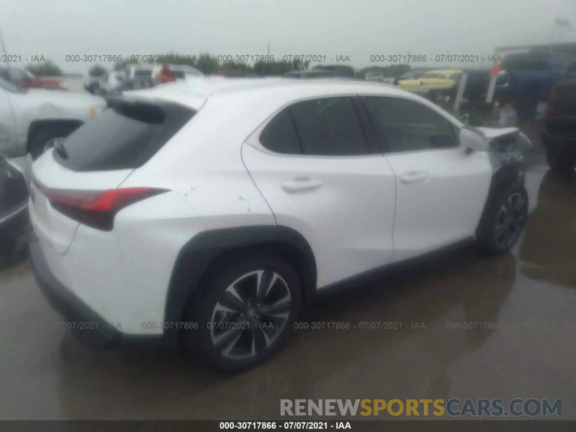 4 Photograph of a damaged car JTHP3JBH6L2031680 LEXUS UX 2020