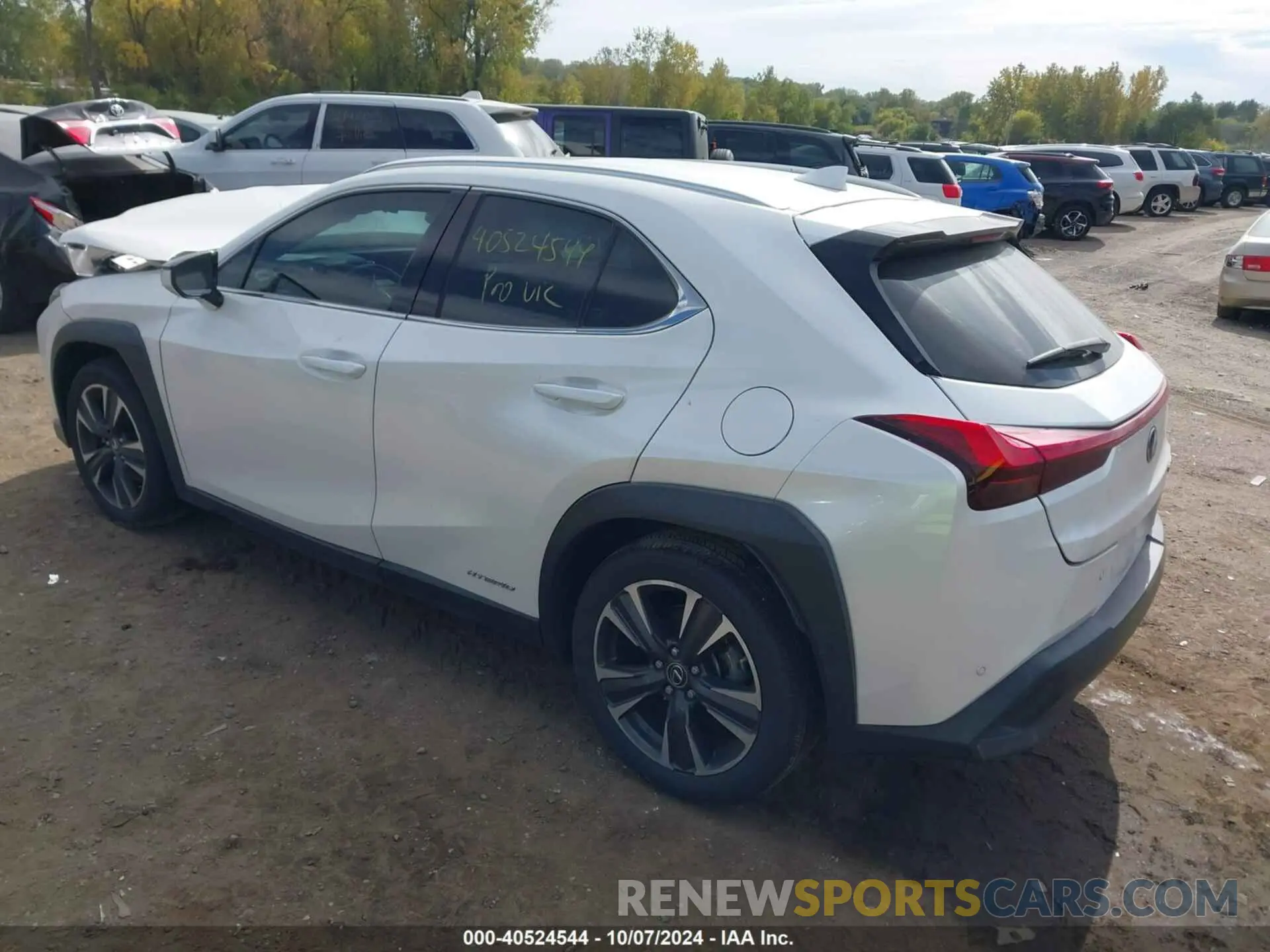 3 Photograph of a damaged car JTHP9JBH0L2033830 LEXUS UX 2020